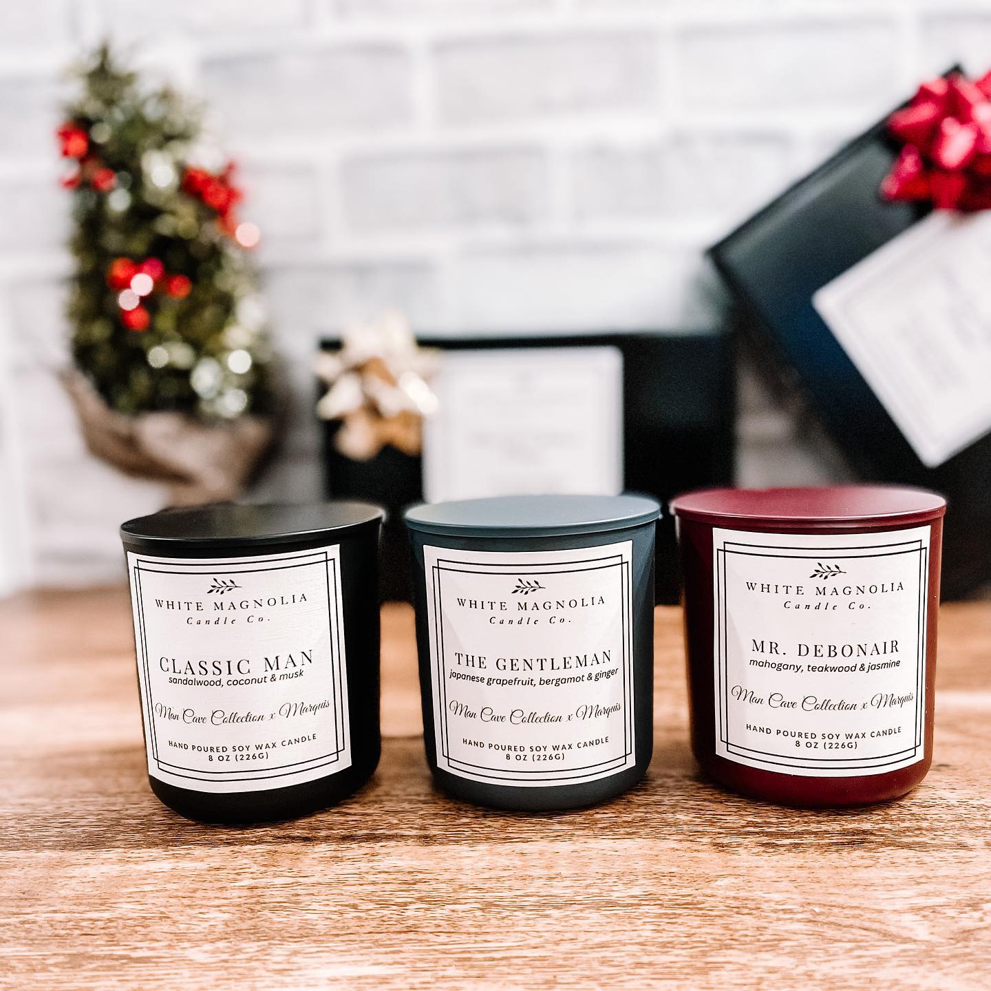 Introducing our Man Cave Collection 🖤
The Gentleman : japanese grapefruit, bergamot & ginger
Classic Man : sandalwood, coconut & musk
Mr. Debonair : mahogany, teakwood & jasmine
This collection will come in a gift set of (3) 8 oz. matte vessels. or you can purchase each candle individually 🖤
Choose from our matte black, matte wine & matte smoke grey vessels!
Available on our website Sunday, December 11!
#mancave #mencollection #soycandles #arkansas #texas #homedecor #candles #soywax #handpoured #christmas #holiday #giftset