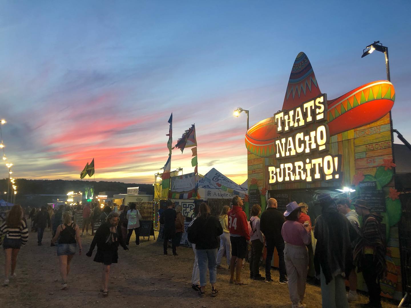 Final day of @valleyfest today and it’s been amazing so far! Beautiful setting, blue skies and sunshine and lots of hungry people! Thanks for everyone who’s eaten with us so far ☀️