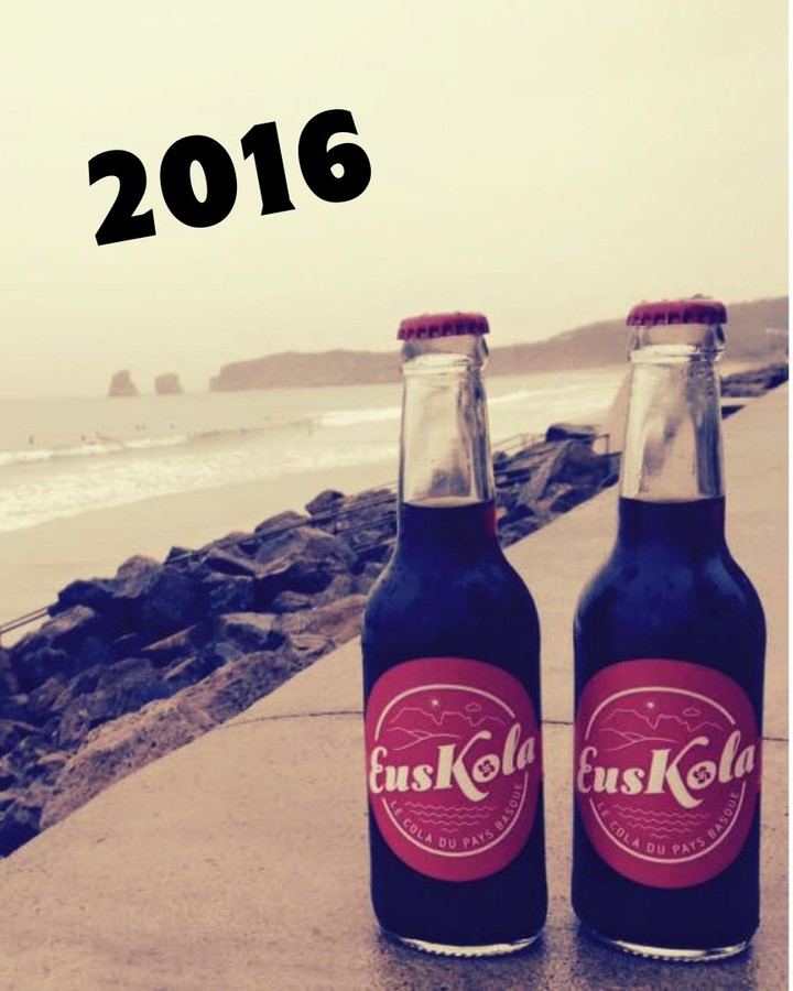 Chez Euskola aussi, 2026 est le nouveau 2016. 😎
Autre époque, même esprit : le cola basque fabriqué au Pays Basque. 🥤
~
Euskolan ere 2026 2016 berria da. 😎
Garai desberdina, espiritu berdina : Euskal Herrian ekoiztua den euskal kola. 🥤
~
En Euskola también, 2026 es el nuevo 2016. 😎
Otra época, la misma alma: un cola vasco producido en el País Vasco. 🥤
#euskola #2016 #euskalherria #colabasque
