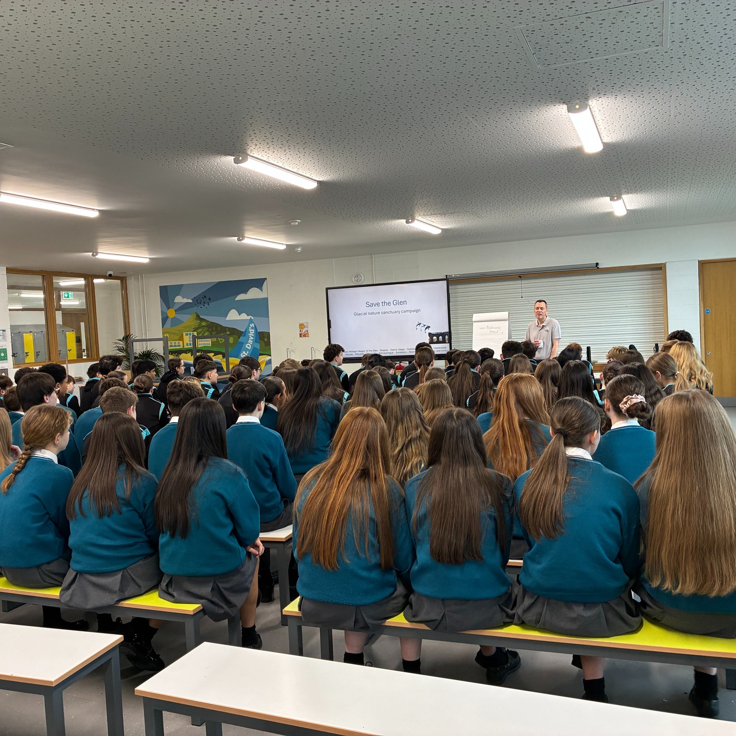 As part of Climate Action Week, our 2nd years had the opportunity to hear from Keith Scanlon, a Citizen Scientist and Delgany Tidy Town Representative, who spoek about about pollution, conservation and biodiversity in our local area 🌎