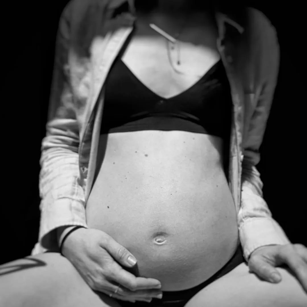 In 2024 bouwen we niet alleen verder aan ons eigen boshuis, we werken ook verder aan een 2de klein (maar ook immens groot) projectje. 🥰🤰🏼