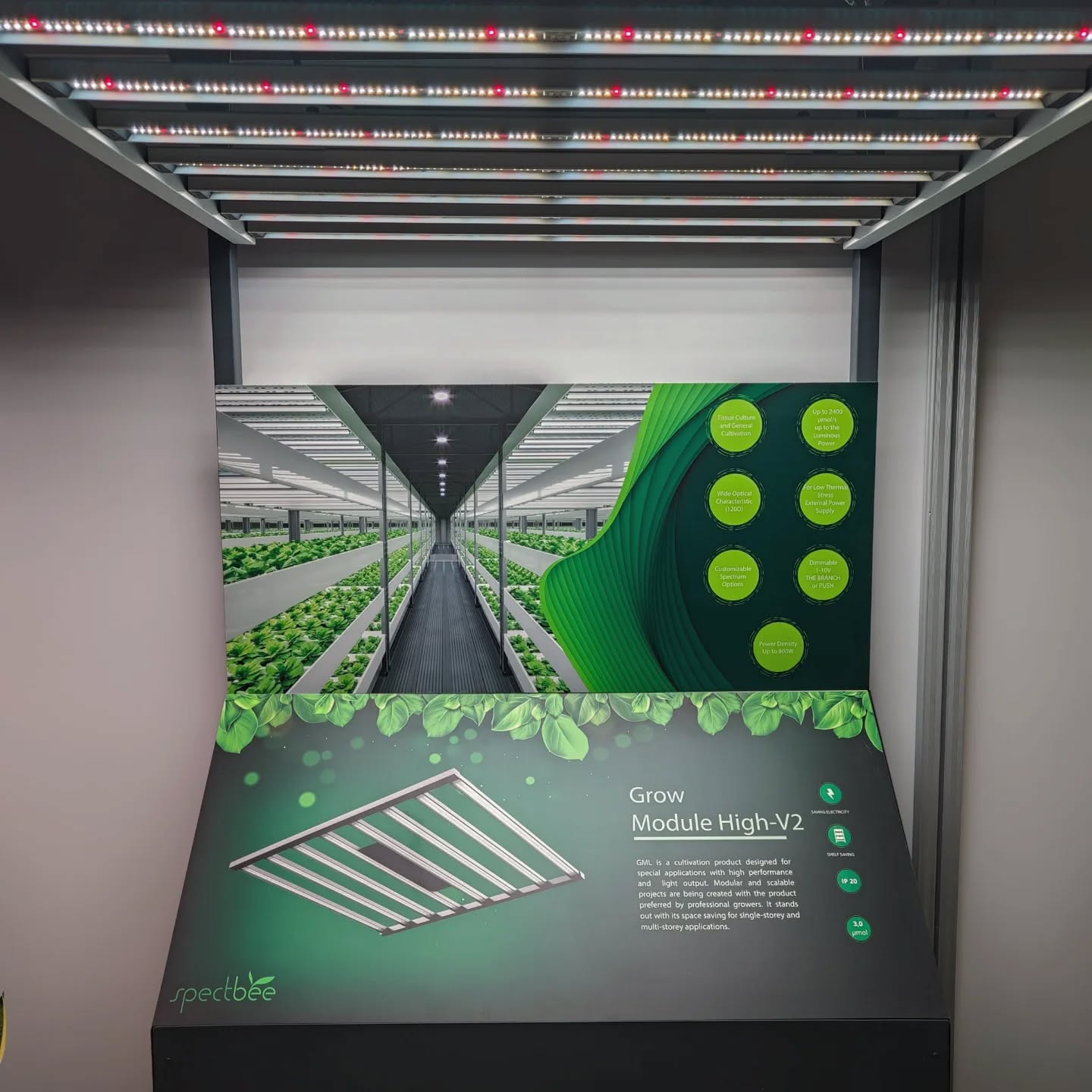 Grow Module High-V2
GML,yüksek performansa ve ışık çıkışına sahip, özel uygulamalar için tasarlanmış bir yetiştirme ürünüdür. Profesyonel yetiştiricilerin tercih ettiği ürün ile modüler ve ölçeklenebilir projeler oluşturulmaktadır. Tek katlı ve çok katlı uygulamalarda yerden tasarruf sağlamasıyla öne çıkıyor.
GML is a cultivation product designed for special applications with high performance and light output. Modular and scalable projects are being created with the product preferred by professional growers. It stands out with its space saving for single-storey and multi-storey applications.