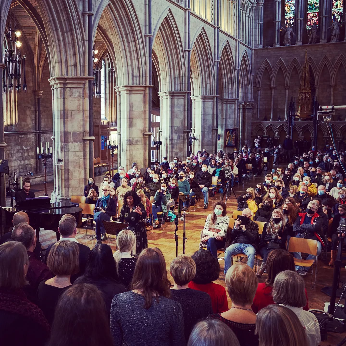 Our highlight of the year was definitely performing at Southwark Cathedral in early December.
Concert in memory of our choir member Ken Lambatan (1986-2020)
Playlist: https://www.youtube.com/playlist?list=PLE6nqoek1SUW74-7kFVhcf34lPpjyY6Sc