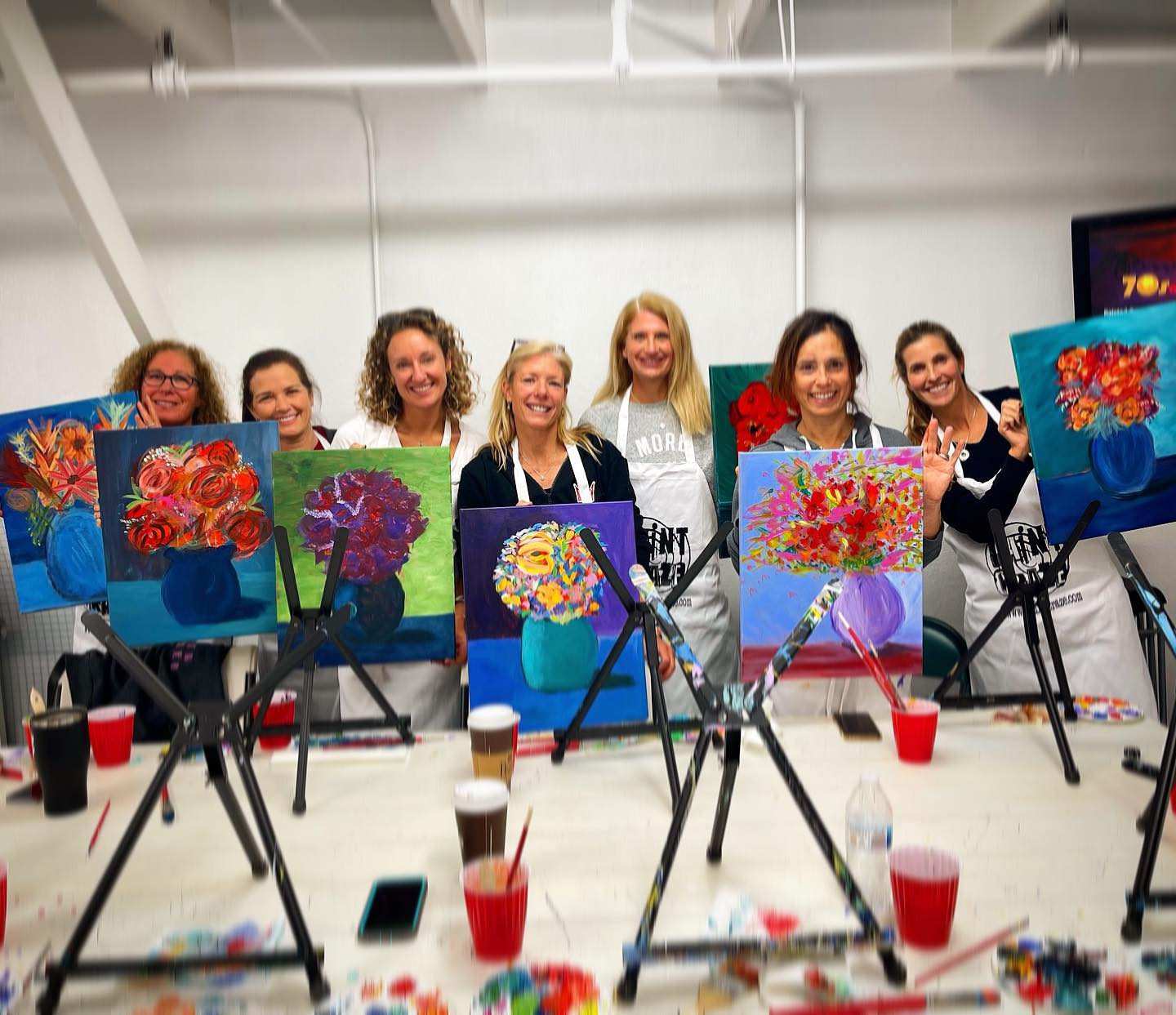 Blooming lovely! Creative talents take many forms and so fun creating together. Thank you @sbartiststudio and all the friends who were able to join today 🎨