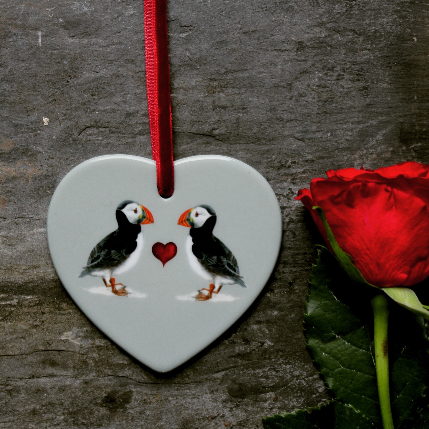 Puffins in Love china love token with red velvet ribbon to hang. Perfect for the one you love on Valentine's day or in fact anytime of the year!
Approx 7.5 x 6.5cm
#valentine
#lovetoken
#love
#sayitwithlove
#loveyou
#puffins