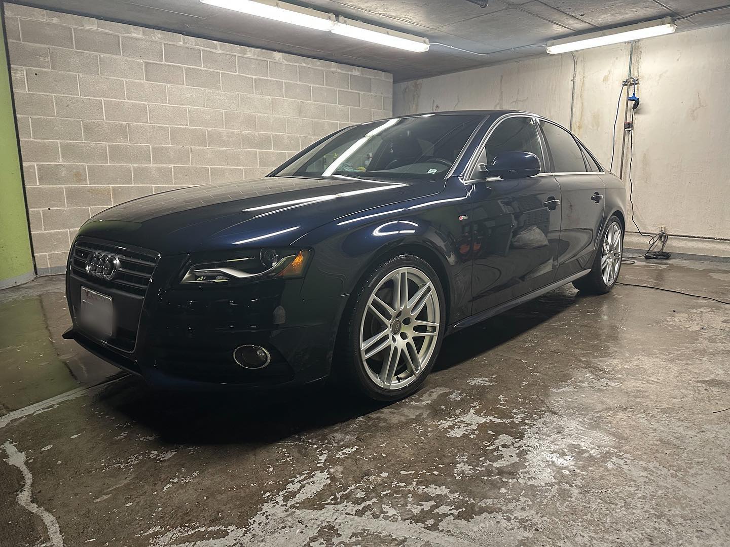 So fresh and so clean 🧼 ! Ready for the weekend 😎 Visit our website (link in bio) and book today!
.
.
#autodetail #autodetailer #autodetailing #clean #fresh #flawless #carculture #simplyclean #carlifestyle #dailydriven #luxurylifestyle #luxury #lux #interiordesign #exteriordesign #sanfrancisco #luxury #restoration #exteriordesign #restoration #detailing #carwash #bayarea #carcare #mobilecarwash #cargloss #carshine #auto #bayarea