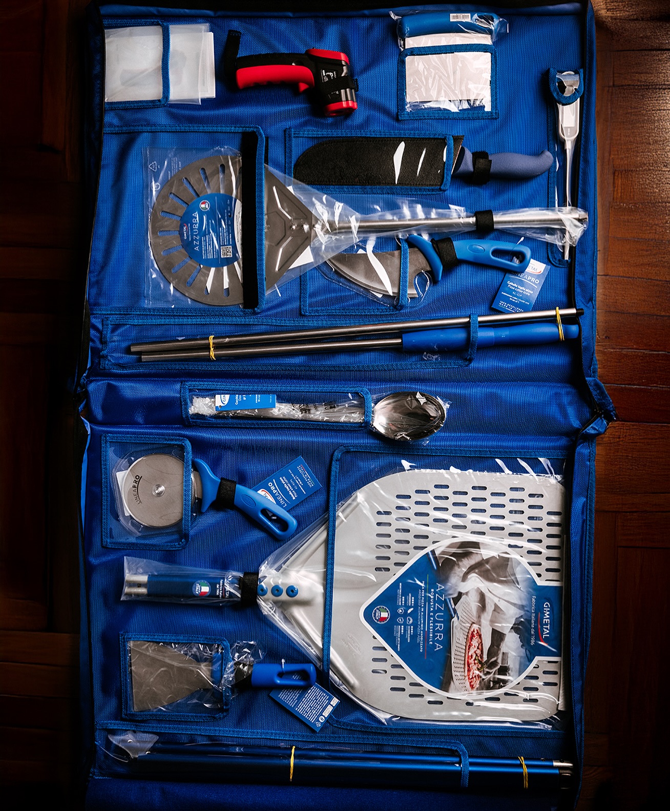 Got this amazing @gi.metal case packed with pretty much everything I need for pizza making 🍕
So stoked on how well organised it is and it makes travelling with gear insanely easy.
Full review coming very soon 🤗
#pizza #tools