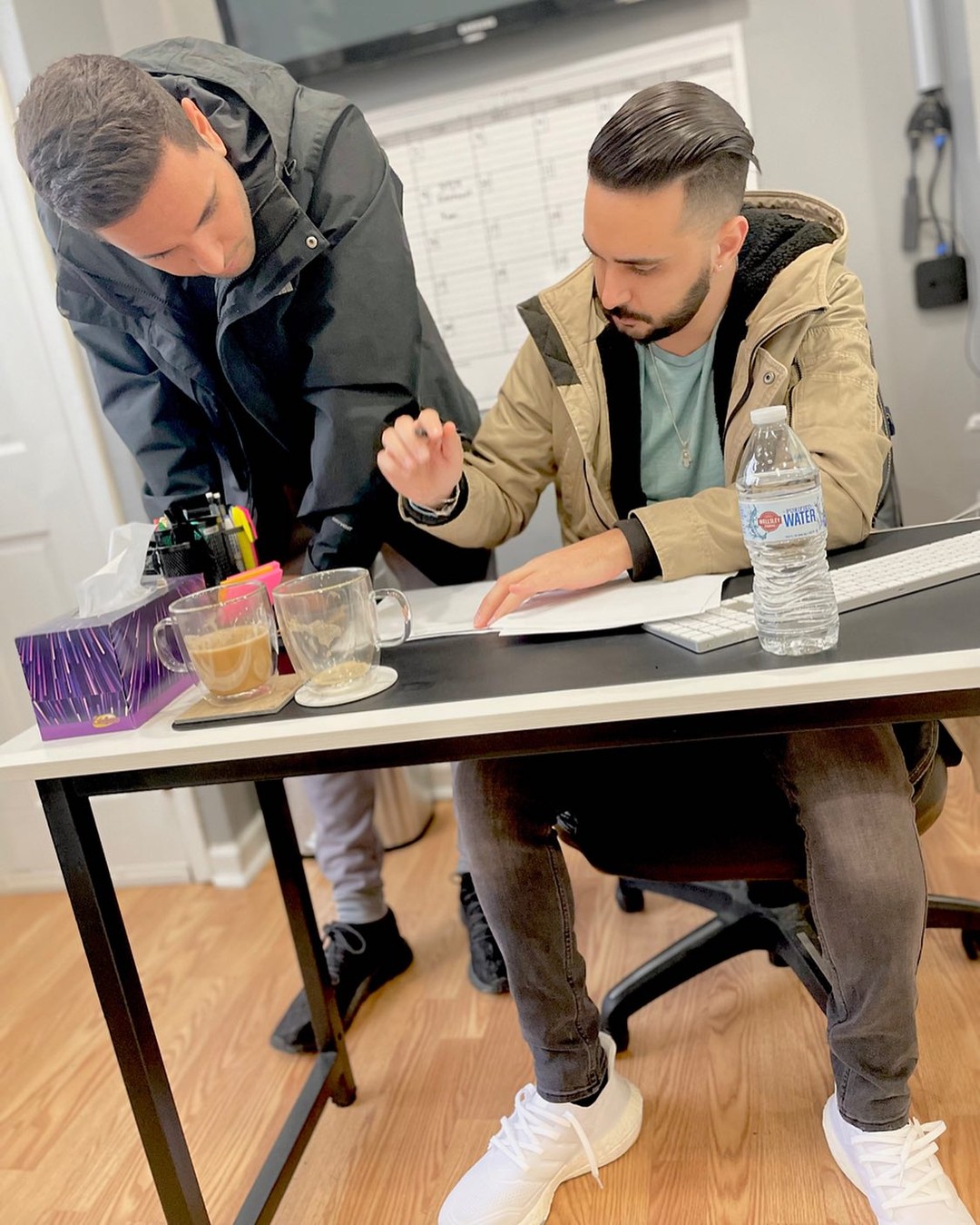 ๐๐๐๐๐ ๐๐๐๐๐๐๐โบ๏ธ
๐๐ญ๐ฐ๐ด๐ช๐ฏ๐จ ๐ข๐ฏ๐ฐ๐ต๐ฉ๐ฆ๐ณ ๐ฅ๐ฆ๐ข๐ญ ๐ธ ๐ต๐ฉ๐ฆ ๐ฉ๐ฆ๐ญ๐ฑ ๐ฐ๐ง @d__maymon
๐๐ฉ๐ฐ ๐ธ๐ช๐ญ๐ญ ๐ฃ๐ฆ ๐ฎ๐ฐ๐ท๐ช๐ฏ๐จ ๐ช๐ฏ๐ต๐ฐ ๐ต๐ฉ๐ฆ๐ณ๐ฆ ๐ฏ๐ฆ๐ธ ๐ฅ๐ณ๐ฆ๐ข๐ฎ ๐ฉ๐ฐ๐ฎ๐ฆ๐
๐๐ฐ๐ฏ๐ต๐ข๐ค๐ต ๐๐ฆ๐น๐ต ๐๐ฐ๐ฐ๐ณ ๐๐ข๐ฏ๐ข๐จ๐ฆ๐ฎ๐ฆ๐ฏ๐ต ๐ต๐ฐ๐ฅ๐ข๐บ ๐ต๐ฐ ๐ญ๐ฆ๐ข๐ด๐ฆ ๐ข ๐ฑ๐ญ๐ข๐ค๐ฆ ๐บ๐ฐ๐ถ ๐ค๐ข๐ฏ ๐ค๐ข๐ญ๐ญ ๐ฉ๐ฐ๐ฎ๐ฆ!๐กโจ
.
.
.
#realestate #nextdoormanagement #realestateagent #home #property #investment #forsale #realtorlife #househunting #dreamhome #luxury #interiordesign #newhome #luxuryrealestate #phillyrealtor #house #homesweethome #realestateinvesting #luxuryhomes #business #realestatelife #phillyrealestateinvestor #realty #realestateinvestor #entrepreneur #sold #broker #mortgage #homesforsale #philly