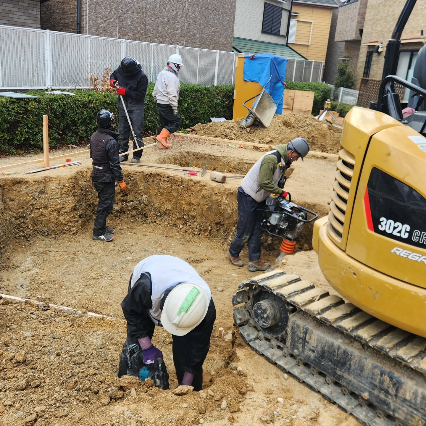 今年も、柏原市内にて公園の遊具の改築工事させていただいてます。近いんで、ありがたいです。
子供達が楽しそうに遊具で遊ぶ姿を早く見たいんで、頑張ります!#柏原市造園 #柏原市植木屋 #柏原市いいところ #公園 #造園土木 #造園業を盛り上げよう