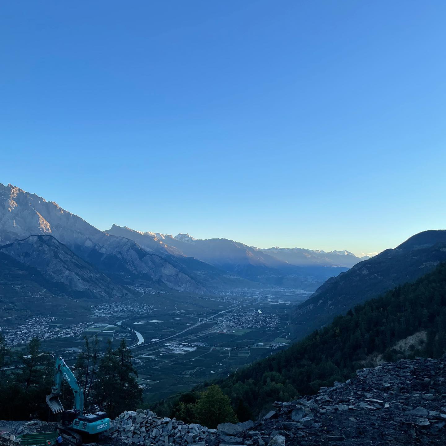 This is why i needed an early start to get some steps from the quarry with the beat view in the world #landscaping #switzerland #gardening #nendaz