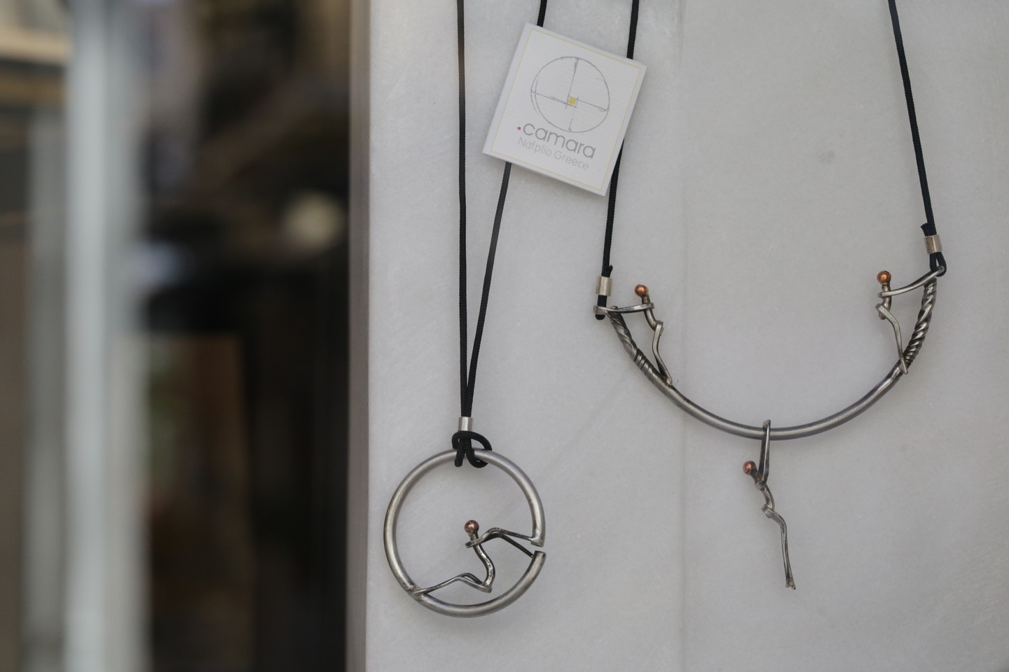 ΑΤΟΜΑ | pendants
stainless steel | copper
camara.nafplio.greece
#camaraworkshop.com
#nafplio #jewelry #art #silvergold
#designjewelry #objects #sculpture
#handmadejewelry #steelstainless