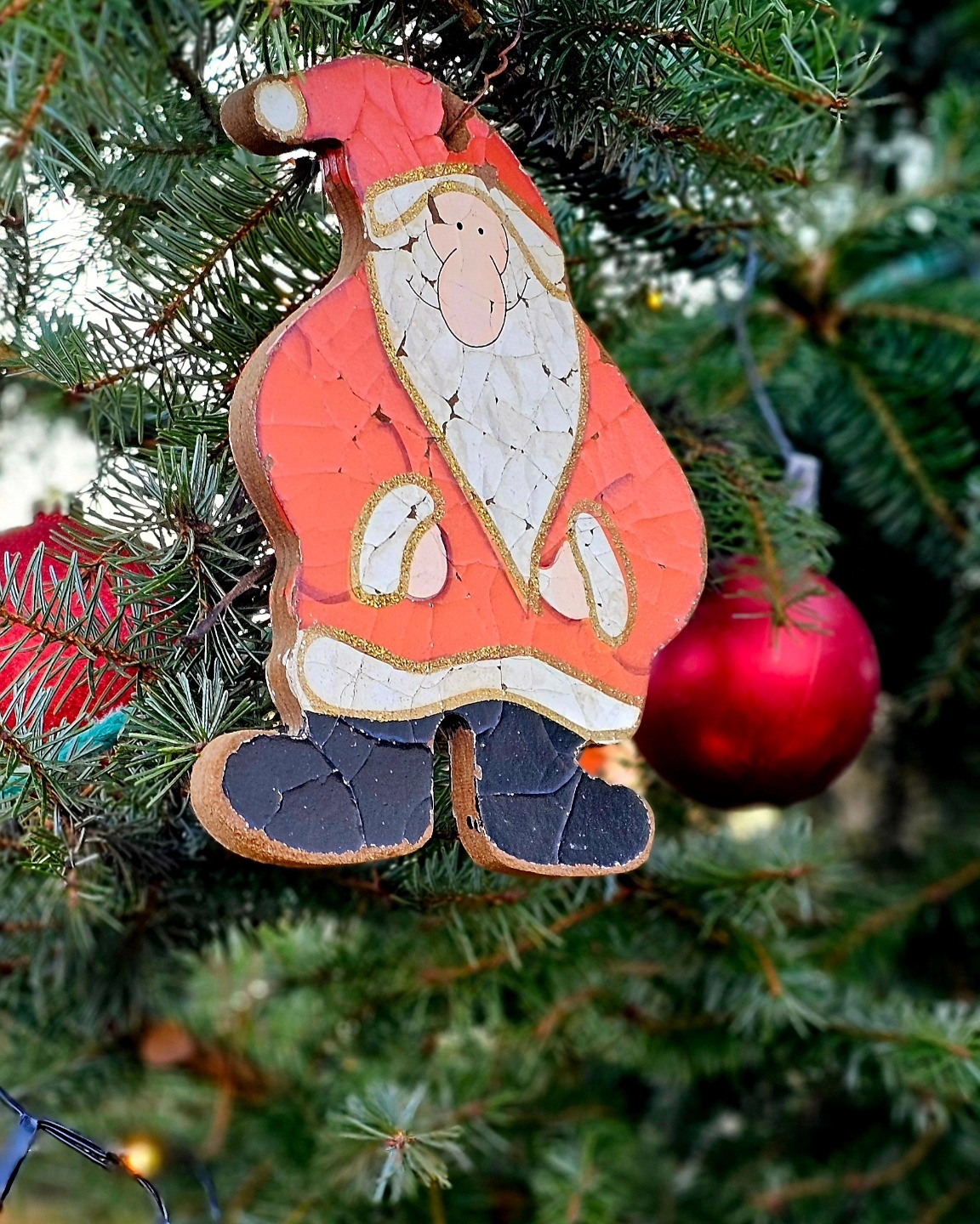 Ab heute funkeln wieder die zwei Dorf-Tannenbäume in Albertsdorf. Pünktlich zum 1. Advent wurden sie mit vereinten Kräften festlich geschmückt. Weihnachten kann kommen 😊.
#hausimfelde
#Fehmarn
#schleswigholstein
#ferienwohnungen
#ferienappartement
#weihnachtsbaum
#ostseeferien
#gluehwein
#ostseeferien