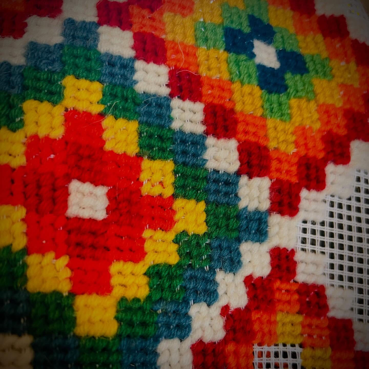 What a grey day. Not on my lap. FU Storm Chandra.
After a prolonged period of “serious” embroideries, a return to this jolly, chunky tapestry has been quite the tonic.
The Victorian footstool it is destined for has remained naked and neglected for over half a decade - 2026 might be its year though. Watch this space.