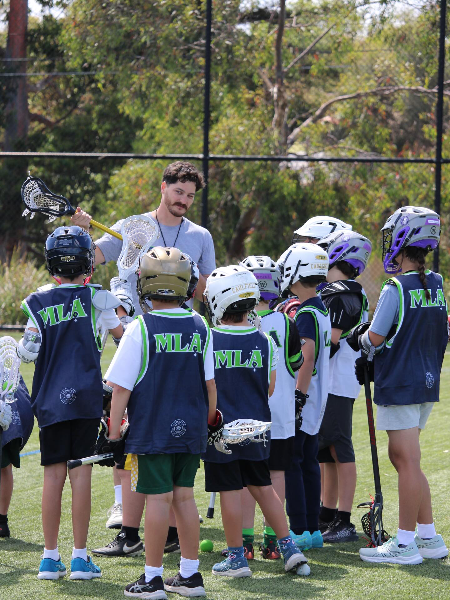 We were thrilled to welcome so many boys to our MLA Summer Holiday Camp. The boys were split into groups based on their age and skill level and worked at different stations with different coaches throughout the day. Our u12 Boys group included players from @wyndhamlacrosse @elthamlax @brunswicklacrosse @footscraylacrosseclub @caulfieldlacrosse and @mcclacrosse Here they are having a blast during the two-day camp!
Photo credit: Lynda Fletcher
#melbournelacrosseacademy #mla🥍 #juniorlaxdevelopment #laxskills #lacrossedrills