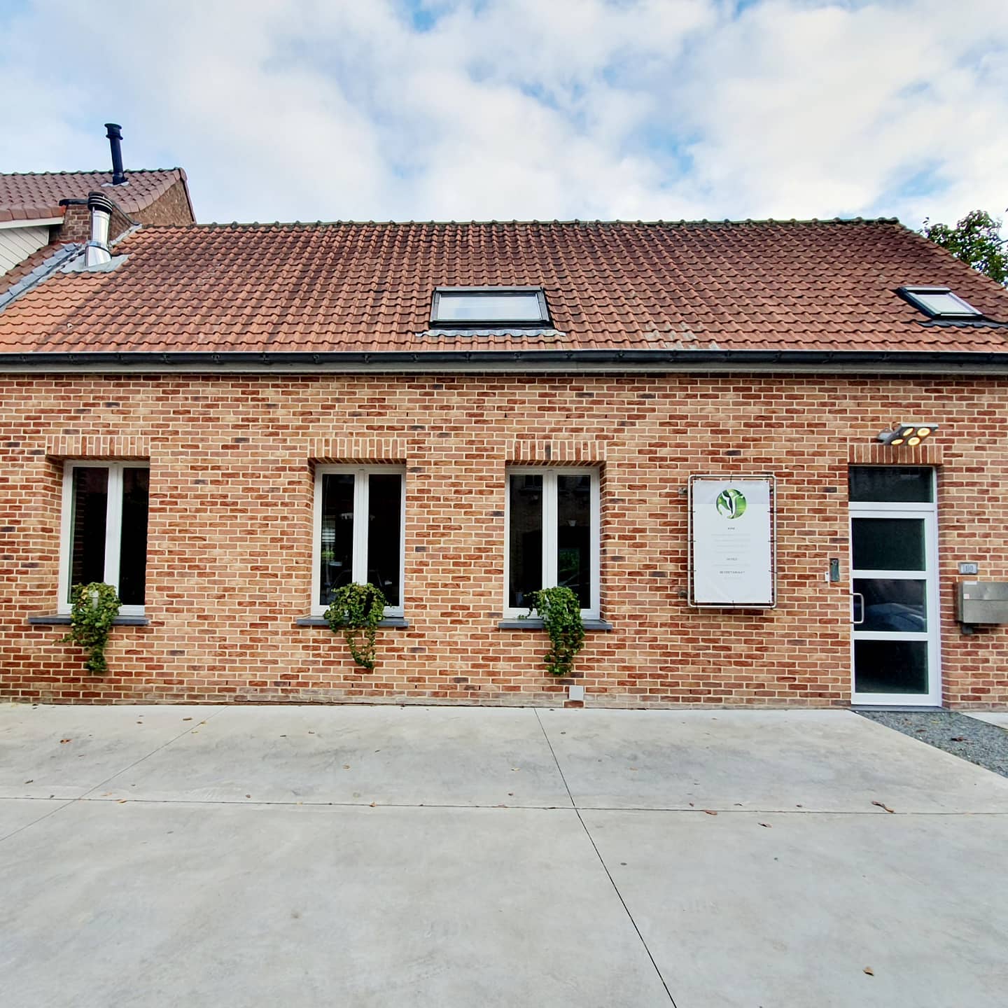 Centre/Centrum Meditrina 🏨©️
#kinesitherapie #personaltrainer #endermologie #kinesport #sintpietersleeuw