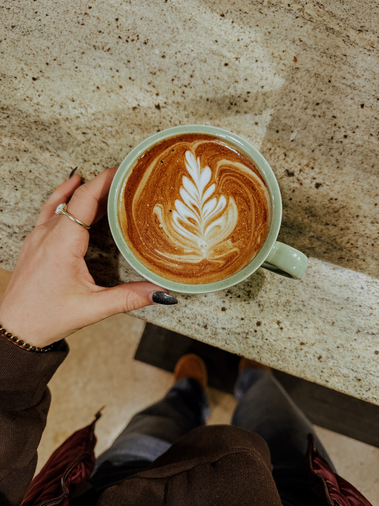 âď¸
Weather: rude
Coffee: comforting