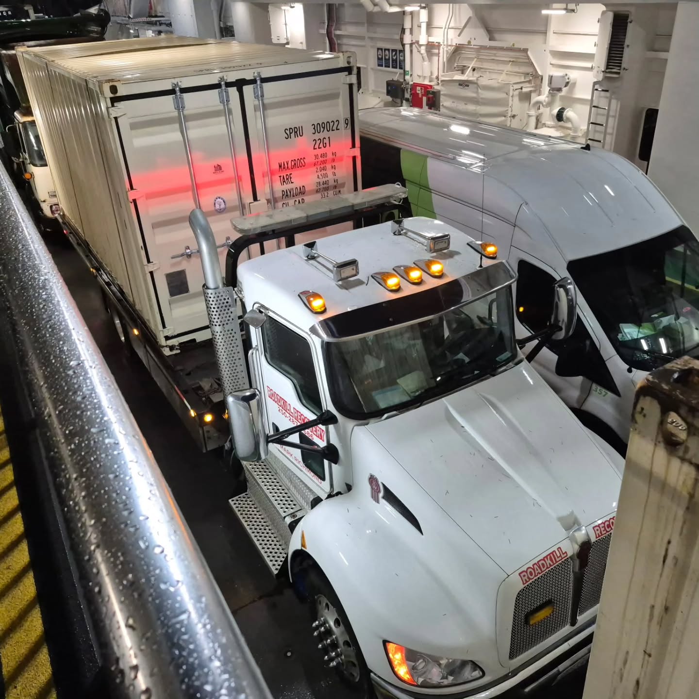 Ferry time! Delivery on Quadra Island today.. Tight spot for our 20ft one-trip can! Thanks to @roadkill_recovery for their awesome work!
