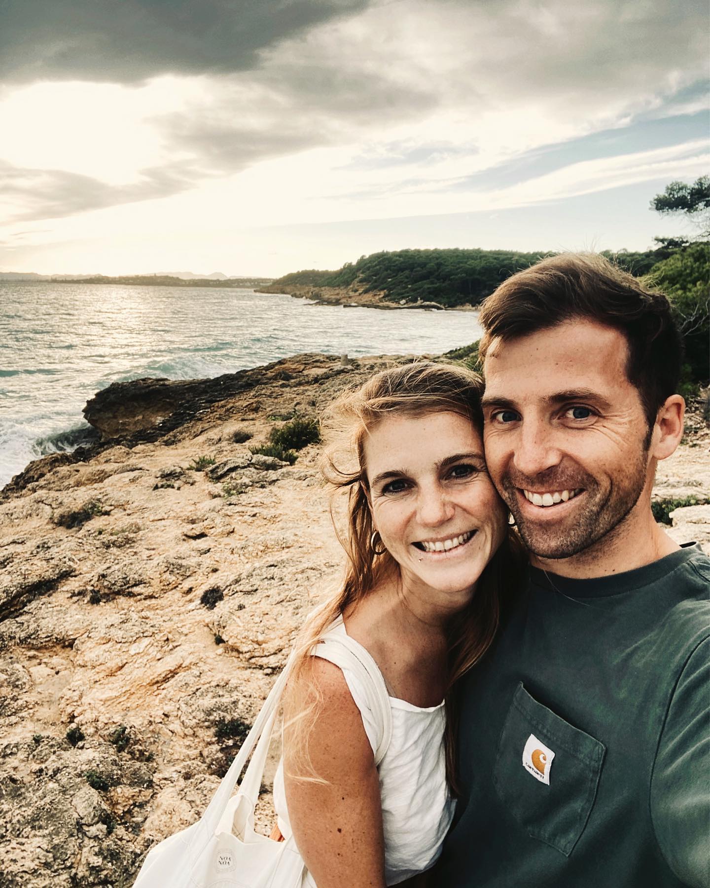 Living in all kinds of different countries has always been a dream for me.
I was lucky that I got to travel a lot with my parents when I was a kid.
But I had this desire to not only visit and see other countries but actually LIVE there for a while.
I desired to feel at home in the world.
I went to Canada for a high school year, during university I did semesters and internships in Europe & went to Africa for volunteer work.
The first time I heard there was something called „digital nomad lifestyle“ in 2019, I KNEW this is my biggest dream.
Our 6 months in Mexico last year where absolutely incredible but during our travels in Spain and France this fall we realized and decided that next year it’s time for the next level.
We want to enjoy the nomadic life to the fullest and live not only in one country, but in several countries.
So we decided to sublet our apartment in Munich for practically the whole year of 2023 and live in all the magical nomad places around the world.
Since we made this decision, everything has been lining up perfectly.
We weren’t sure if we’ll find someone trustworthy for our apartment but last week we found the most amazing couple from Hungary and it feels there couldn’t be a better fit.
Destinations for the first half of 2023: Thailand, Colombia, Canada.
2023 will be adventurous and we cannot wait. 🤩🥳
What are your biggest projects for 2023? Let me know in the comments.