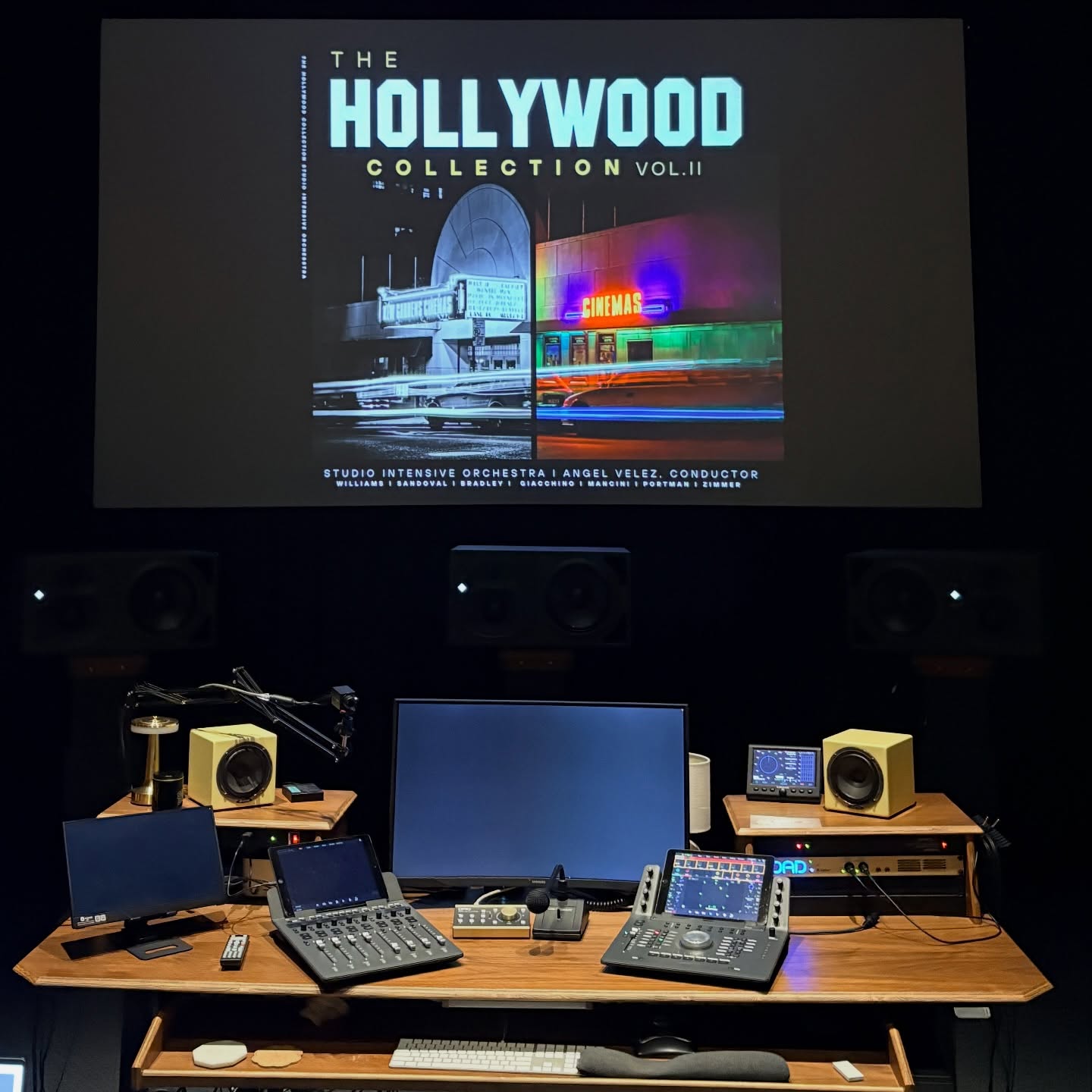 A really fun day mastering with @mixerchristiannn and @micaelacarballocompositora at @squeakecleanstudios for The Hollywood Collection Vol. 2! Those @neumann.berlin speakers sound great!
#hollywood