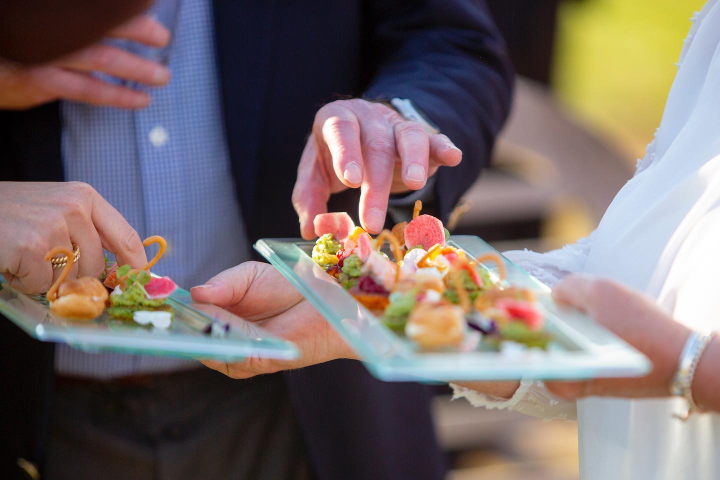 June~July, the heart of party season! We have been honoured to be asked to cater for so many gorgeous parties this summer. It is a real privilege helping families & friends to gather, celebrate & make new memories after two years of restrictions. From wedding receptions to golden wedding anniversaries the stories behind the parties have truly filled our hearts.
If you have a big (or small, it’s all worth celebrating!) life moment coming up, do visit our website to find out more about our delicious event catering, our green & leafy London venues and our hand-made celebration cakes - or drop us a line on events@rootsandberries.co.uk
📸 thanks to @richardgreenlyphoto
#privateparty #canapes #barbecueparties #greenlocations #londonpartyplanner #londonvenuehire