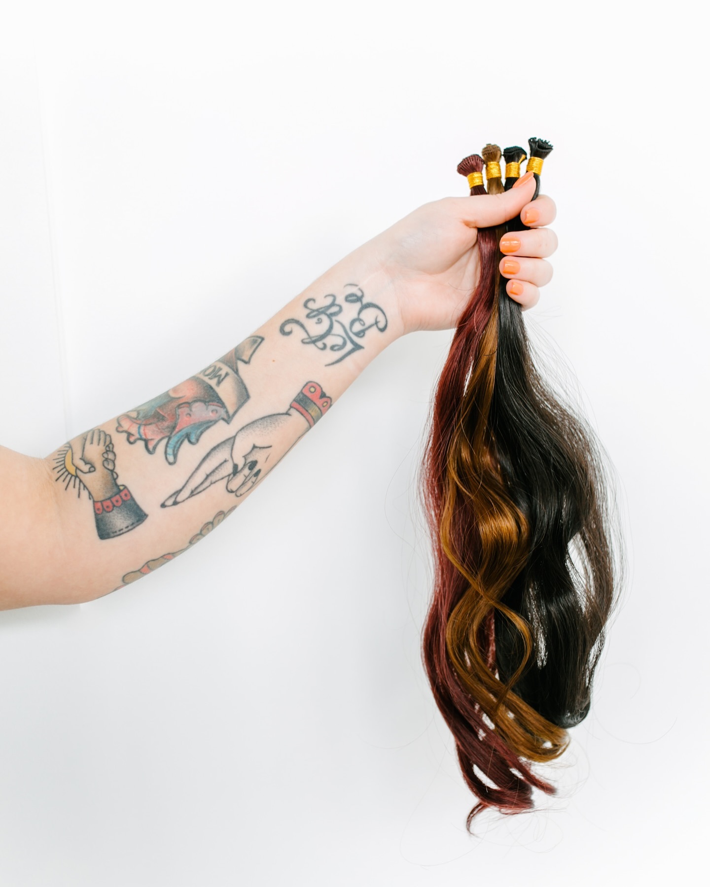 @cassidyreihair is currently accepting new extension clients 🙌🏻