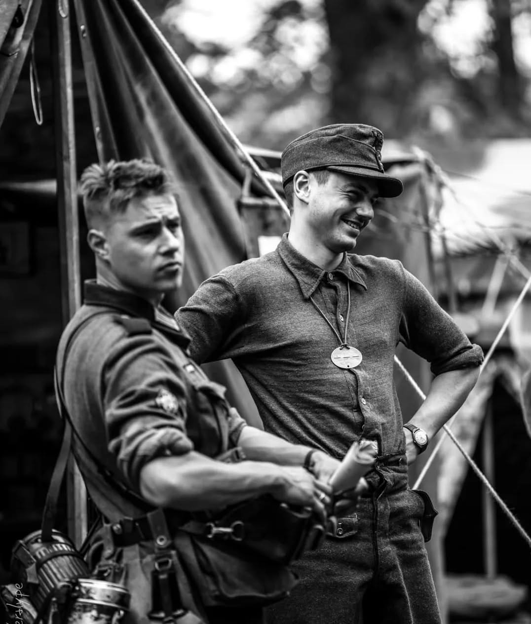 ➖➖➖➖➖➖
#krieg #reenactmentgear #ww2 #pioniere #drk #officer #germany #deutschland #austria #worldwar2 #heer #Funker #ww2reenactment #mountaintroops #gebirgsjäger #sanitäter #nonpolitical #edelweiss #gbj #gebirgsjager #reenactors #reenactment #german #soldier #sanitater #jager #ww2german #reenactor #panzeralarm
📸© @timetravellers_photography
➖➖➖➖➖➖
🔎We are a Gebirgsjäger reenactment group stationed in the Netherlands. We mostly participate in events in Belgium, the Netherlands and Germany. If you are interested in joining our group, you can send us a message!
➖➖➖➖➖➖
© All copyright belong to their respective owners
➖➖➖➖➖➖
⚠️ This page is Non-political,
Any comment inciting hatred, discrimination or violence will be deleted
➖➖➖➖➖➖
✏ Comment and tag your friends!
➖➖➖➖➖➖
Check out my kameraden:
@gebirgs.sanitats.abtl.95
@helferinnen
@historicalwarfareinc
@the_dutch_historian
@warcopy_com
@edelweissgruppe
@48thhighlanders_livinghistory