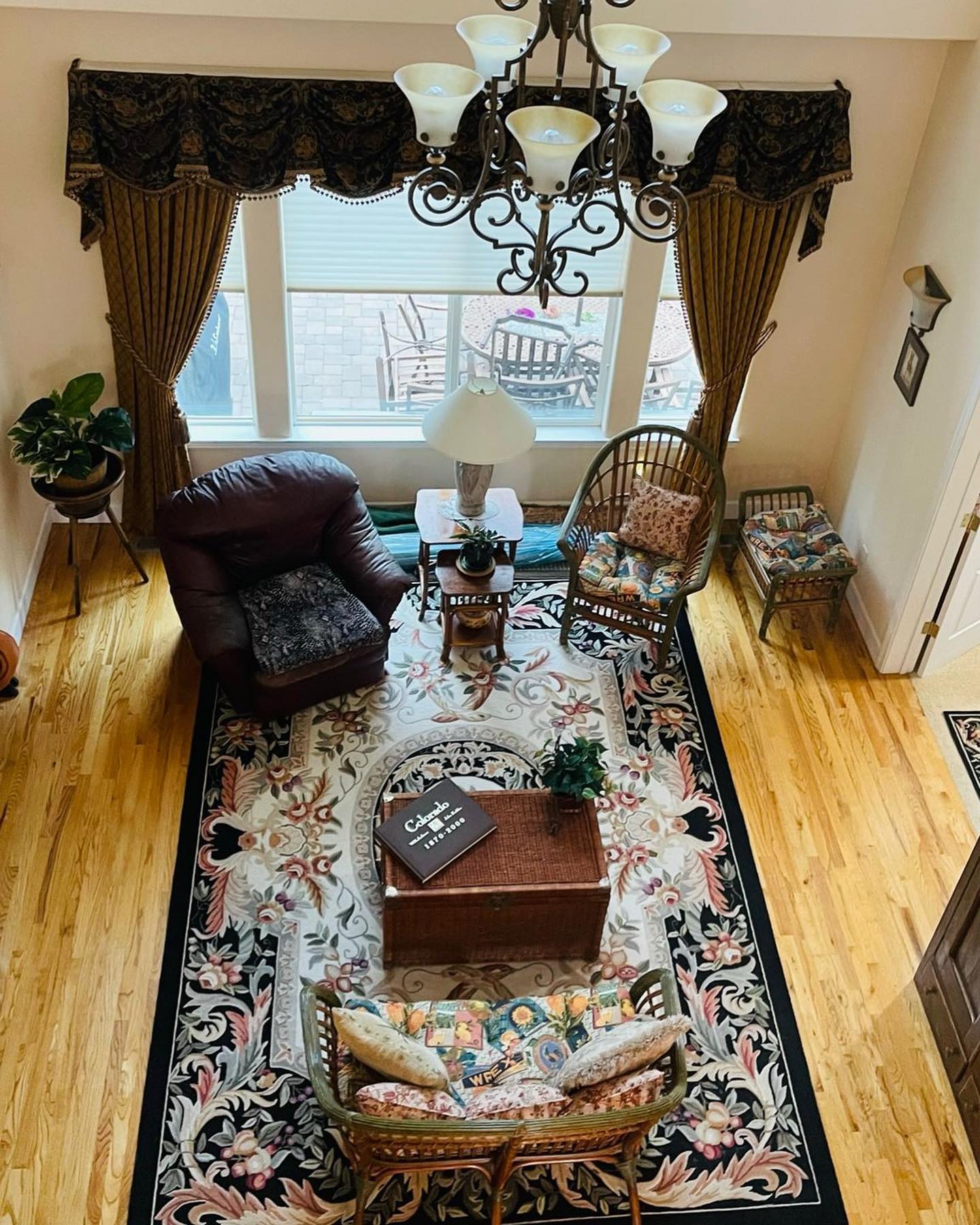 Happiness: A freshly cleaned house 🤍
#renonevada #reno #renotahoe #renonv #nevada
#renoisrad
#biggestlittlecity #sparksnevada #renosmallbusiness
#carsoncity
#northernnevada #sparksnv #homemeansnevada
#downtownreno
#supportlocal #midtownreno #laketahoe #cityofreno
#tahoe #renonv
#supportsmallbusiness #yelpreno #visitreno
#thisisreno #renosparks
#supportsmallbusiness #cleaners #cleaningservice
#clean #cleaningservices