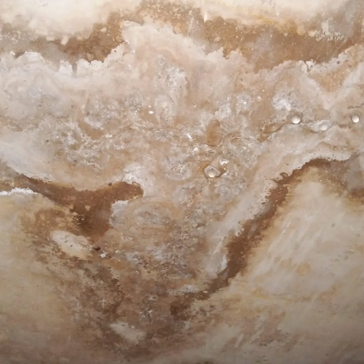 Infiltração em laje
.
.
.
#engenhariacivil #engenhariacondominial #manutencaopreventiva