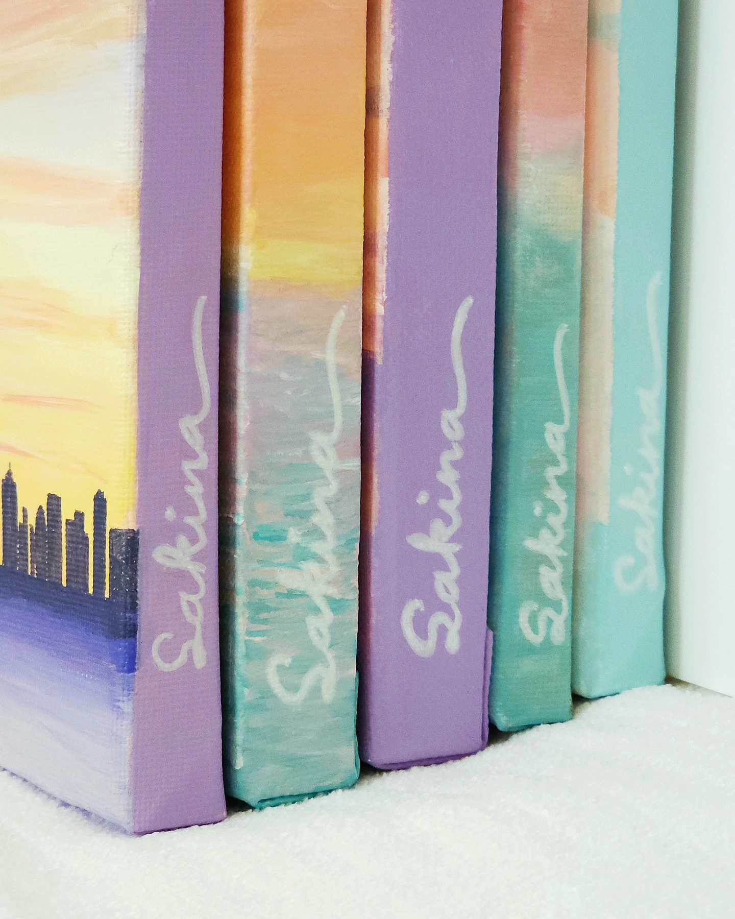 ✨ Stacks on stacks! ✨
January flew by in a blur! I travelled back home to Qatar and jumped straight into prepping for the RGS market. Now that it’s over, I finally have some free time to Netflix and chill (or maybe just nap for a week 😅)
How has your month been? What have you been up to? Let’s chat in the comments! 👇🏼