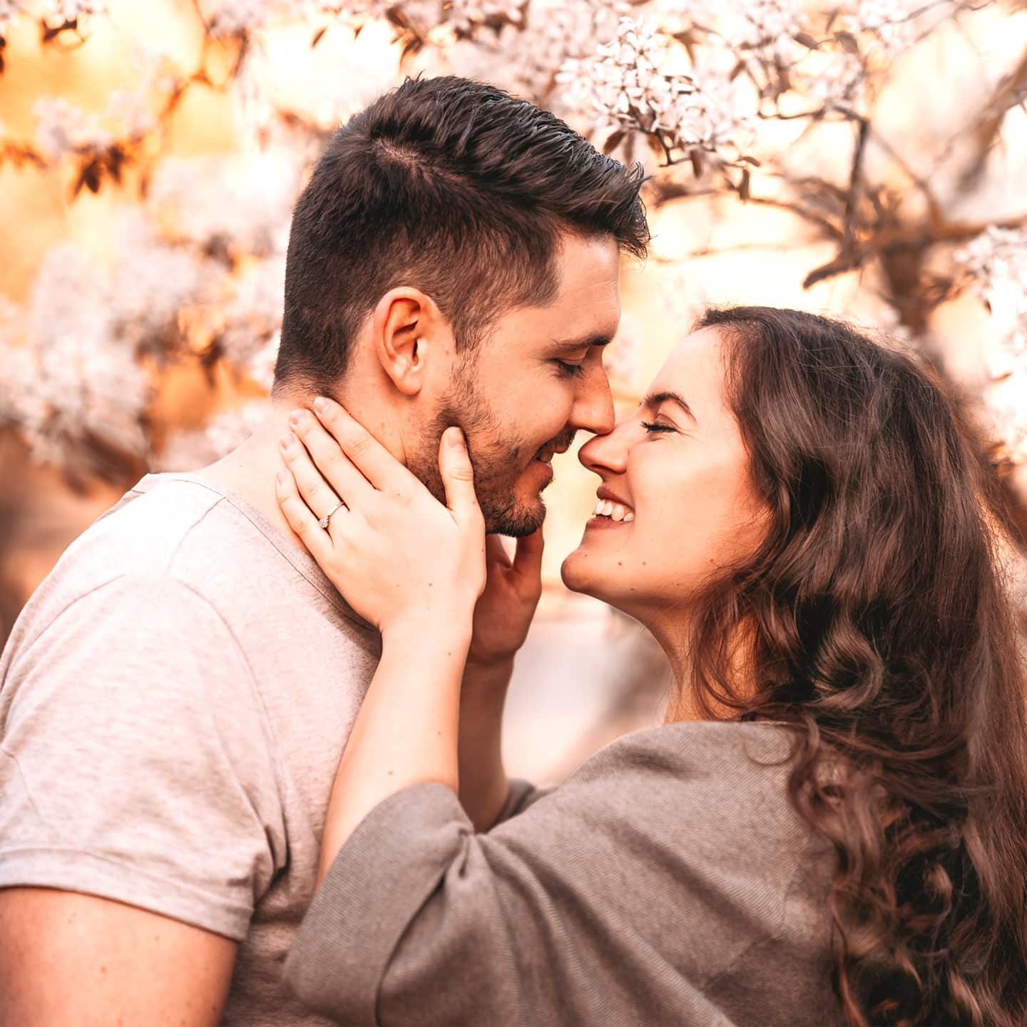 ✨Guten Morgen und einen tollen Start in die Woche wünsche ich dir!
✨ Meine Frage an dich heute:
🚀 Welches Ziel möchtest du dieses Jahr noch erreichen?
✨ Hast du es bereits aufgeschrieben? Und welche kleinen Schritte kannst du jeden Tag gehen, um dem ein Stück weit näher zu kommen?