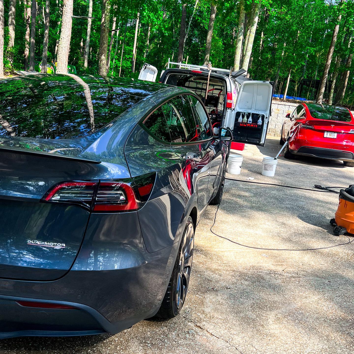 Happy customers ๐๐ฟ Book your next car wash with us check this quick wash. in/out Happy customer call us at ๐๐ฟ +1 (404) 472-6987 now to set your appointment for your next car wash your home, job vacation where ever no worries #solomonilecarwash #carwash #carwash๐ฆ #carwasatl #Atlantacarwash @solomobilecarwash