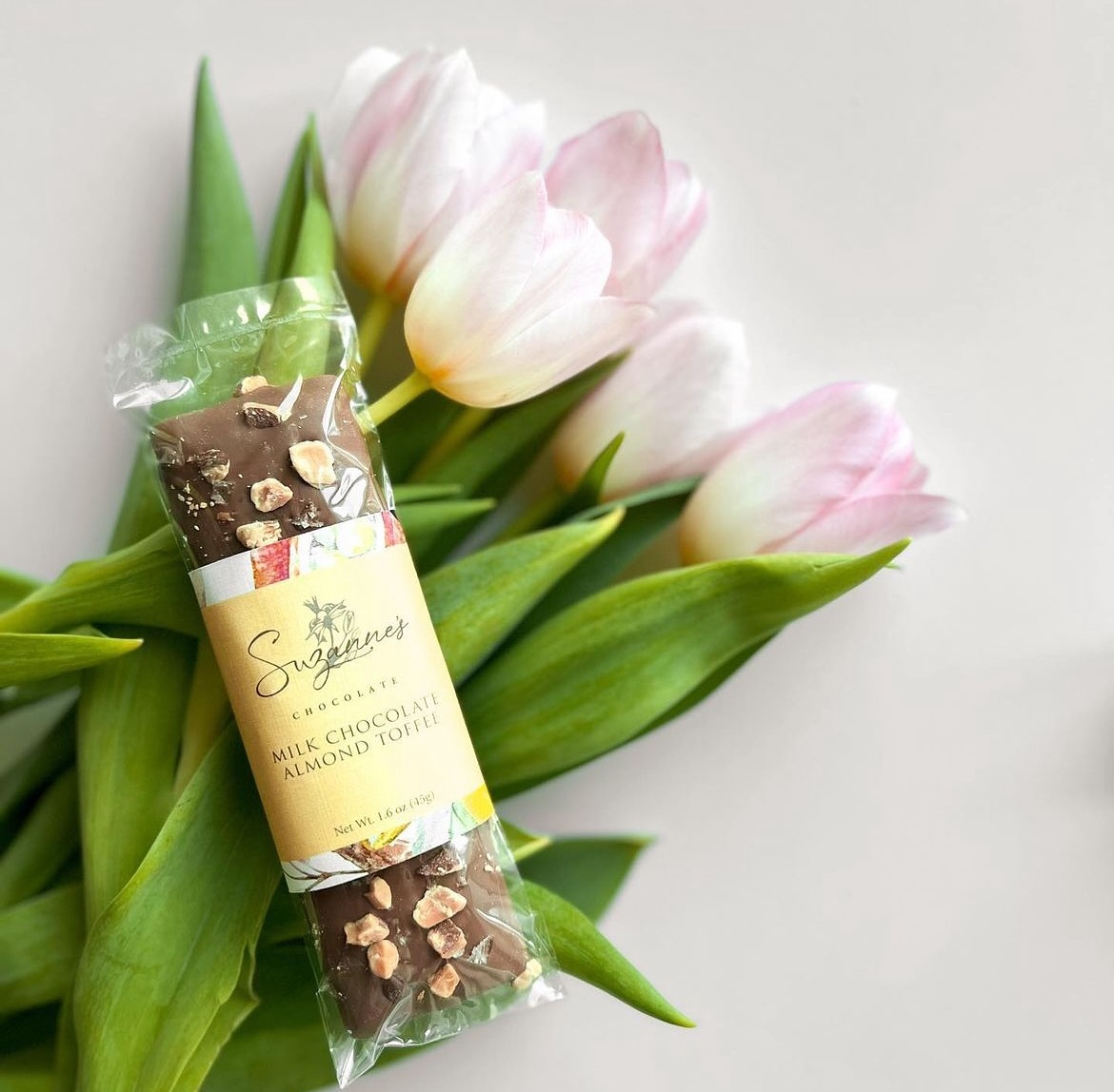 The perfect gift for Mom. 🤍 🌷
Celebrate Mother’s Day with Suzanne’s Chocolates, because no holiday is complete without a sweet treat.