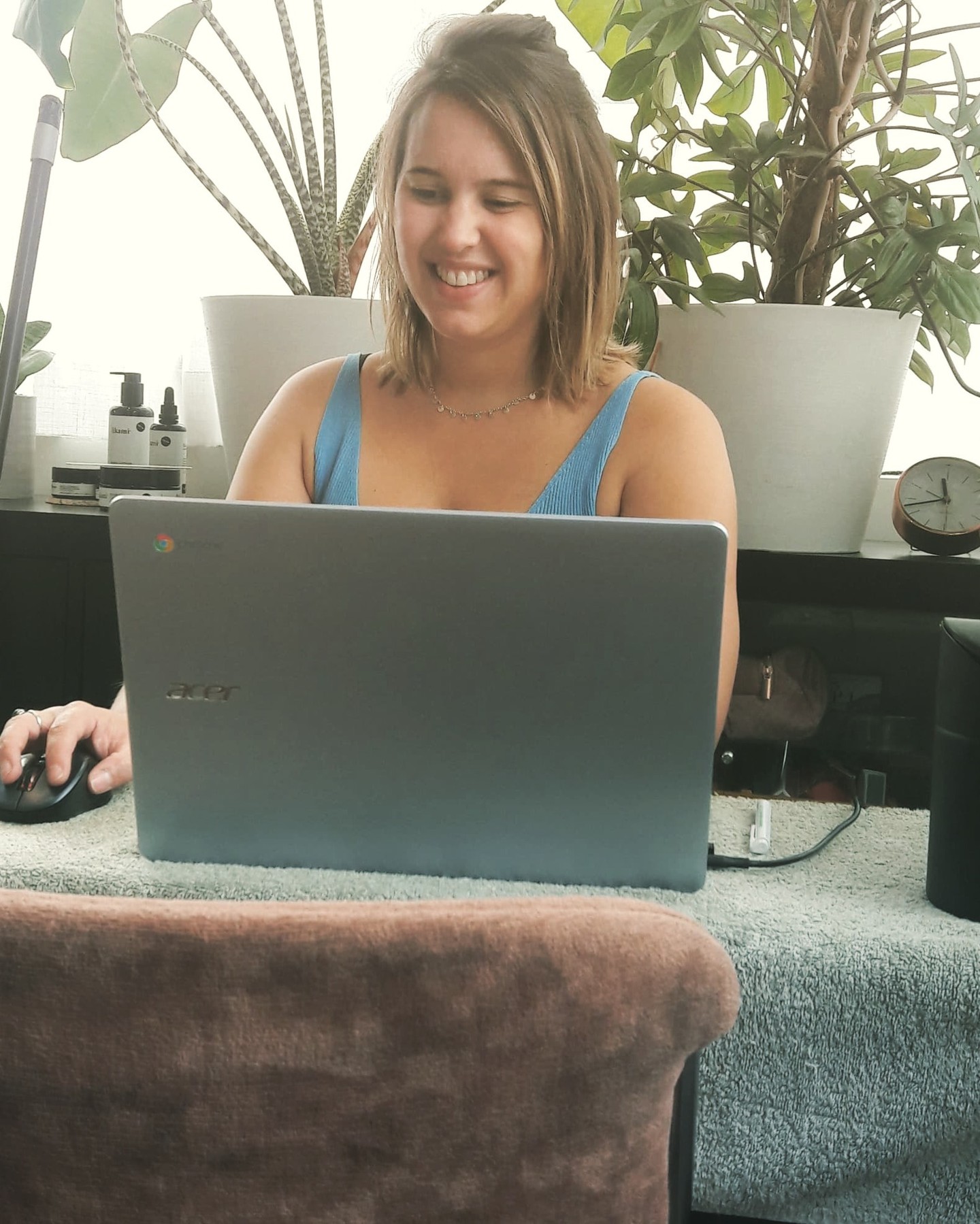 Pak het moeilijke aan als het nog makkelijk is.
Doe het grote als het nog klein is.
-Tao Tse-
En zo start ik met Cocon klein maar vol grootse dromen om te kunnen en mogen groeien.🌱