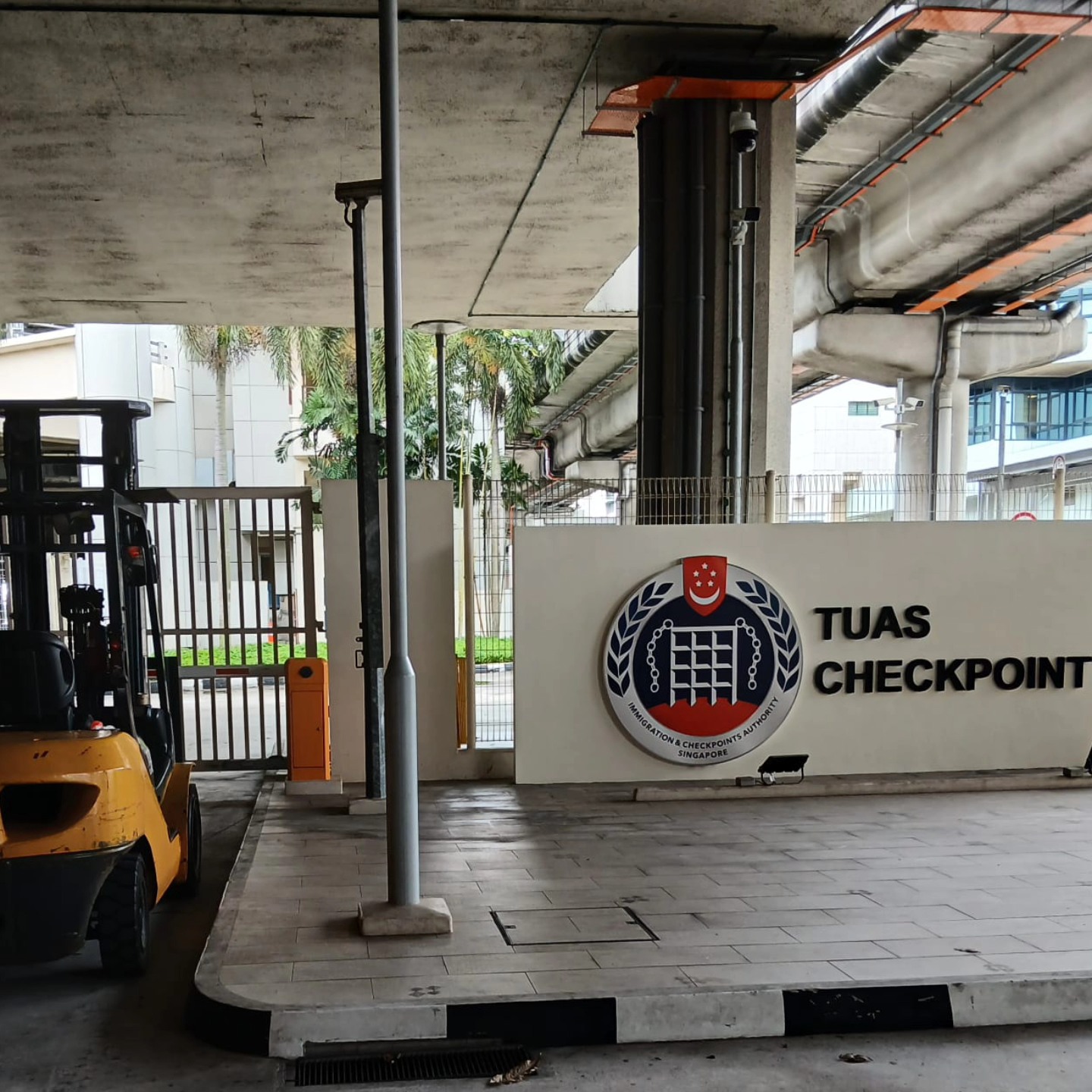 When your work brings you to interesting places.
#bsforklift
#forkliftrental
#forklift