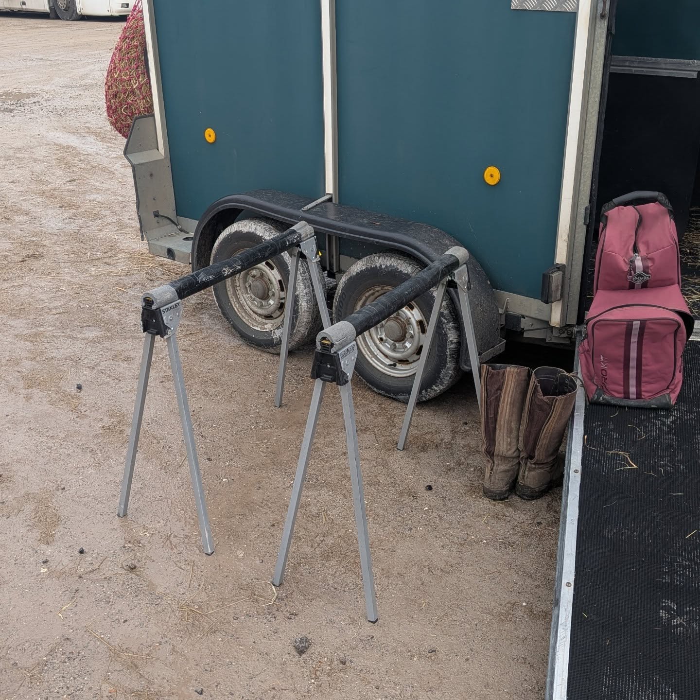 Check out our Stanley decorator stands! Not only do they look great, but they're also super practical - the legs fold up and fit together, making them easy to store. We've even added pipe cladding to protect your saddles. It's all about the little details that make a big difference for our customers.
@stanleytoolsuk #tools #equinehack