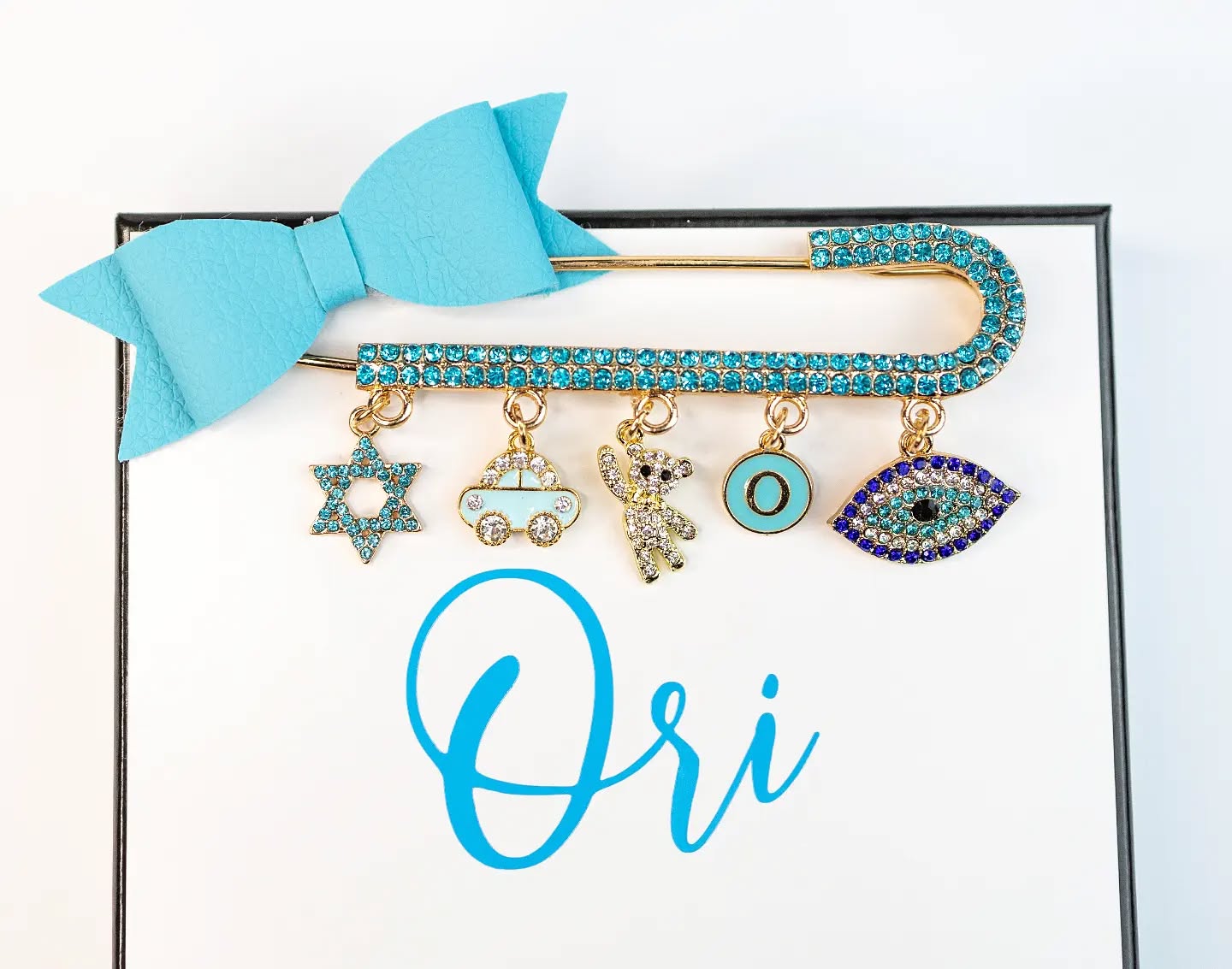 Welcome baby Ori!
-
-
-
-
#LuxGiftBoxes #strollerpin #babygift #babygirl #babyshower #personalizedgifts #strolleraccessories #torontogifts #gift #Toronto #evileye #malocchio #vaughan #supportsmallbiz #pretty #beautiful #christian #catholic #jewish #muslim #vaughan #babyshower #momlife