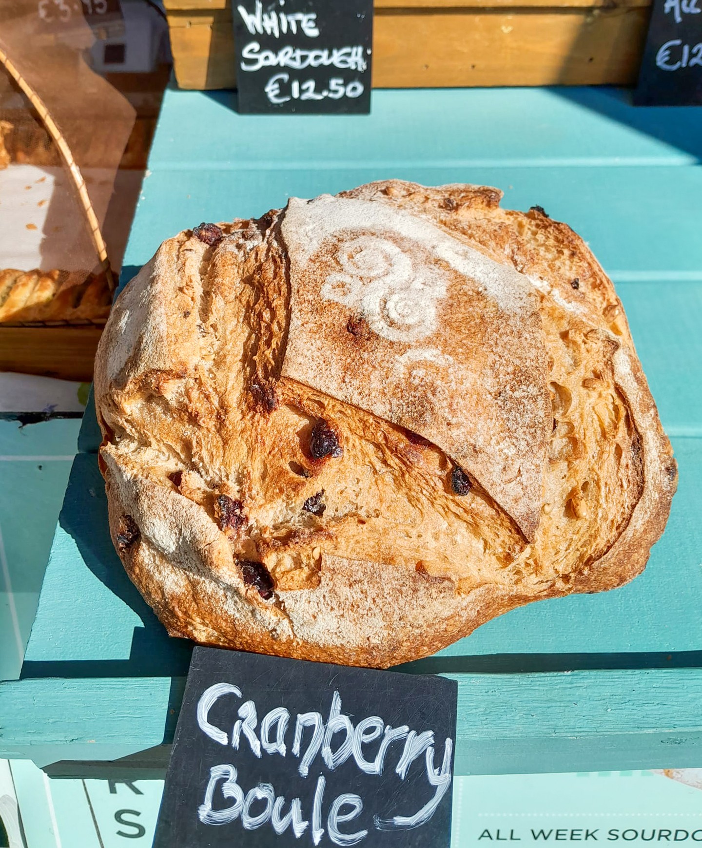 The sun is shining, and we’re starting to feel a bit festive over here!
Our seasonal Cranberry Sourdough is back in stock – perfect for pairing with creamy cheeses or spiced chutney. It’s never too early to enjoy a taste of the holidays!
Visit the Hibernia shop at Airfield Estate this weekend, open today and tomorrow from 9:30 am to 2:30 pm. See you there!
#seasonal #cranberrysourdough #farmersmarket #shopsmall #shoplocal @local_food_producers @airfieldestate