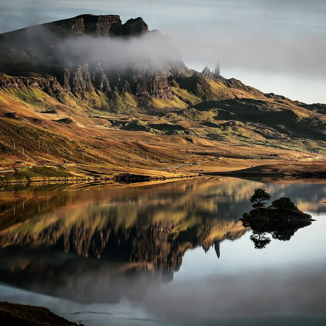 The Storr
.
.
.
.
#fujixseries #fujixt5 #fujifilm #fujifilmde #fujixf1655 #fujifilm_global #fujifilmfeaturetime #schottland #scotland #oldmanofstorr #thestorr #fineart #fineartphotography #fineart_color #finearts #fineartphotographer #palaceoffinearts #fineartist #fineartphoto #highland #berge #water #reflexiones #colours #summer #isleofskye #fujifilm_global #waterworld #ishootfujifilm #bhop_photography