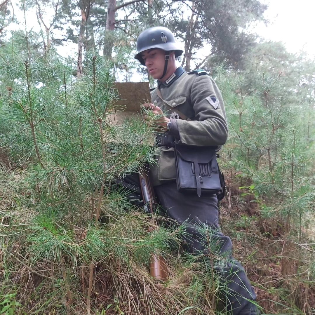 Obergefreiter lehmann in action
➖➖➖➖➖➖
#krieg #reenactmentgear #ww2 #pioniere #drk #officer #germany #deutschland #austria #worldwar2 #heer #Funker #ww2reenactment #mountaintroops #gebirgsjäger #sanitäter #nonpolitical #edelweiss #gbj #gebirgsjager #reenactors #reenactment #german #soldier #sanitater #jager #ww2german #reenactor #panzeralarm
📸© geb.jag.r.100
➖➖➖➖➖➖
🔎We are a Gebirgsjäger reenactment group stationed in the Netherlands. We mostly participate in events in Belgium, the Netherlands and Germany. If you are interested in joining our group, you can send us a message!
➖➖➖➖➖➖
© All copyright belong to their respective owners
➖➖➖➖➖➖
⚠️ This page is Non-political,
Any comment inciting hatred, discrimination or violence will be deleted
➖➖➖➖➖➖
✏ Comment and tag your friends!
➖➖➖➖➖➖
Check out my kameraden:
@gebirgs.sanitats.abtl.95
@helferinnen
@historicalwarfareinc
@the_dutch_historian
@die_gespenster
@edelweissgruppe
@48thhighlanders_livinghistory