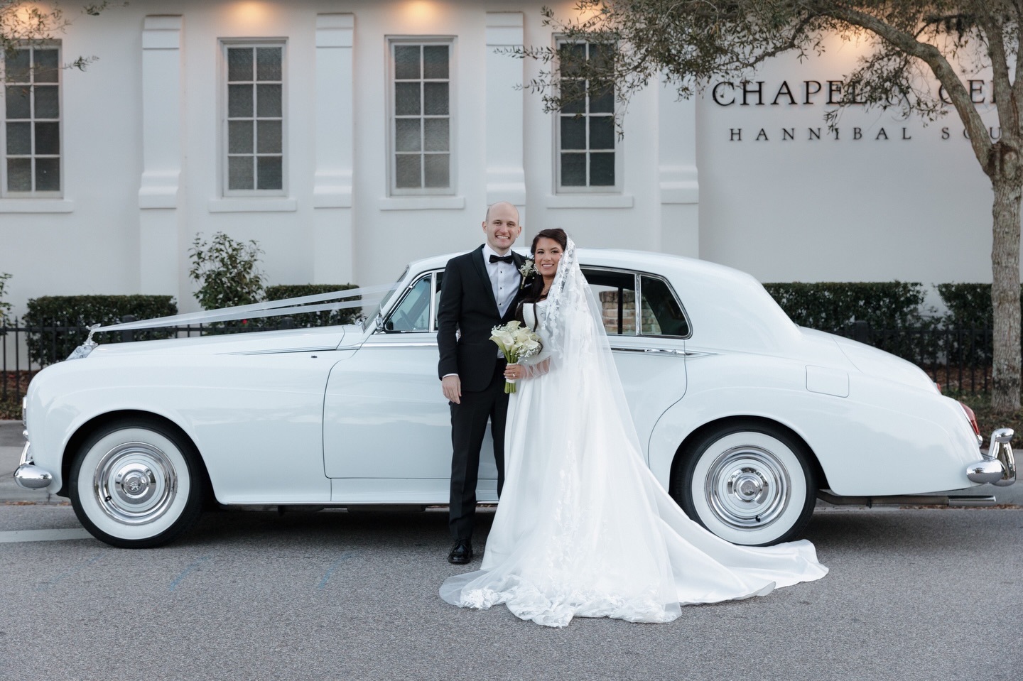 Timeless details, meaningful moments, and a celebration that felt effortlessly beautiful from the ceremony to the getaway car.
Photos by @arlenelaboyphoto
#getawaycar #weddingexit #winterparkvenue #winterparkwedding #chapelandcellar