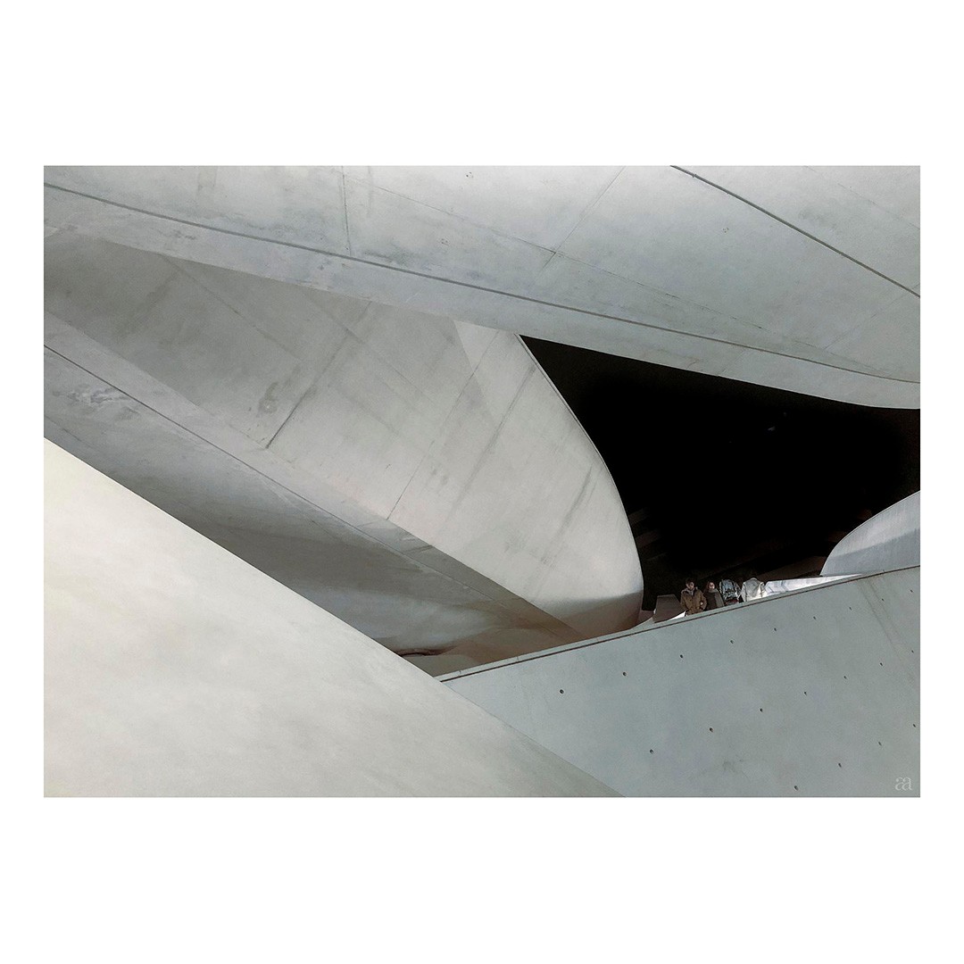 #eleftheriasquare #nicosia #cyprus @zahahadidarchitects #greenline #architecture #senseofplace #placephotography #concretearchitecture @visit_nicosia @aroundnicosia