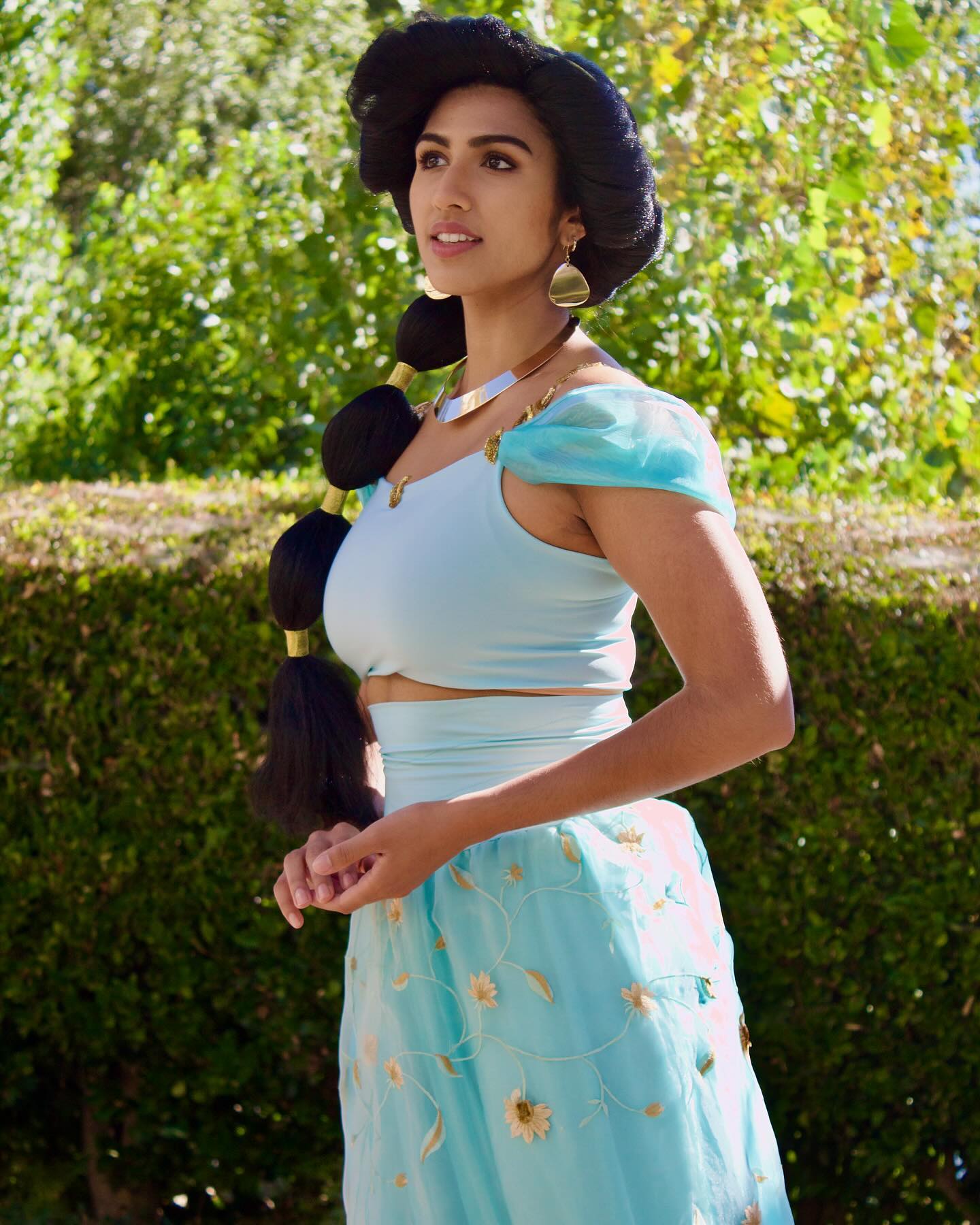 Arabian princess is looking forward to the weekend! π§. #partyprincess #princessparty #childrensparty #princess