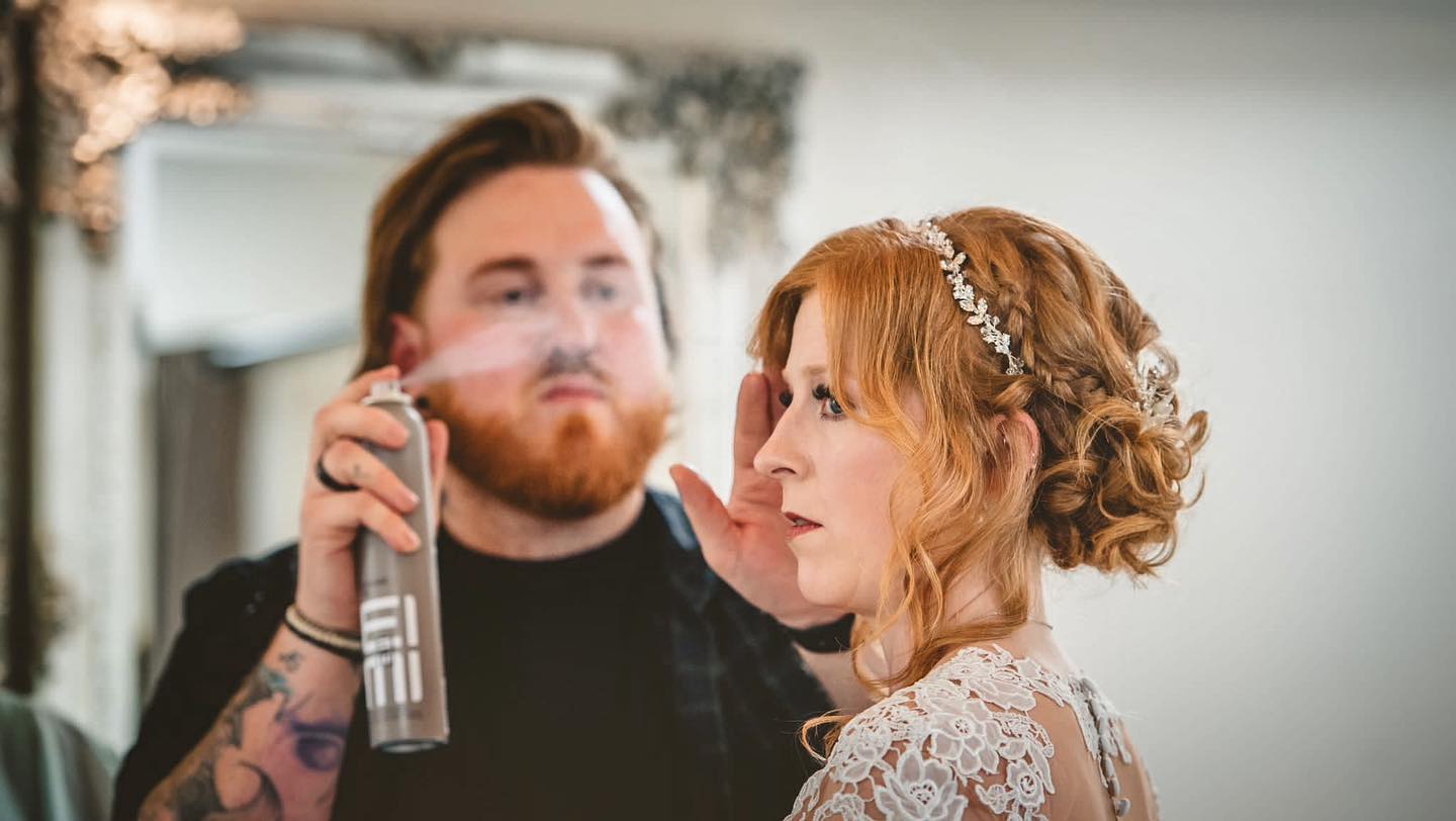 🌟 IN ACTION🌟
All in for that hairspray shot!! We love wedding season!! Blushing bride or what!!
#hair #wedding #stunningbab #w389 #goingtothechapel #updo #texture.