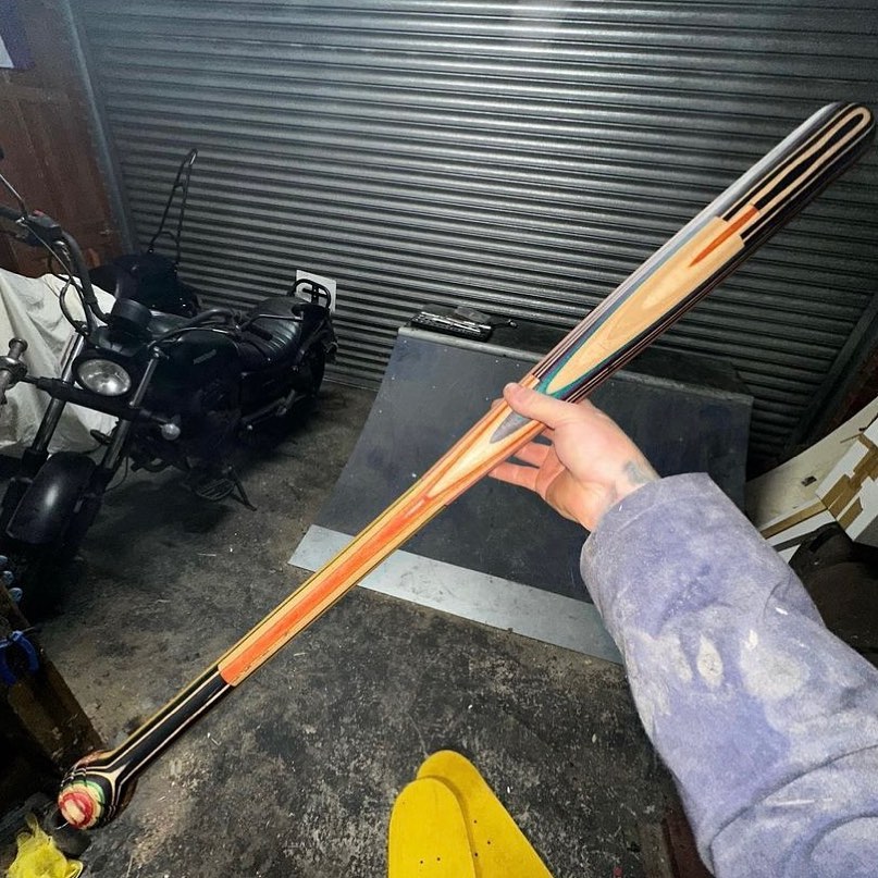 tag your favorite baseball player! 🧰 @tacticalspuckler
#baseball #skateboardveneer #skateboard #recycledskateboards #mlb #baseballism #baseballgame #baseball⚾️ #skatelife #skate #woodwork #woodenbat #baseballbat #woodworker #woodworking #diycrafts