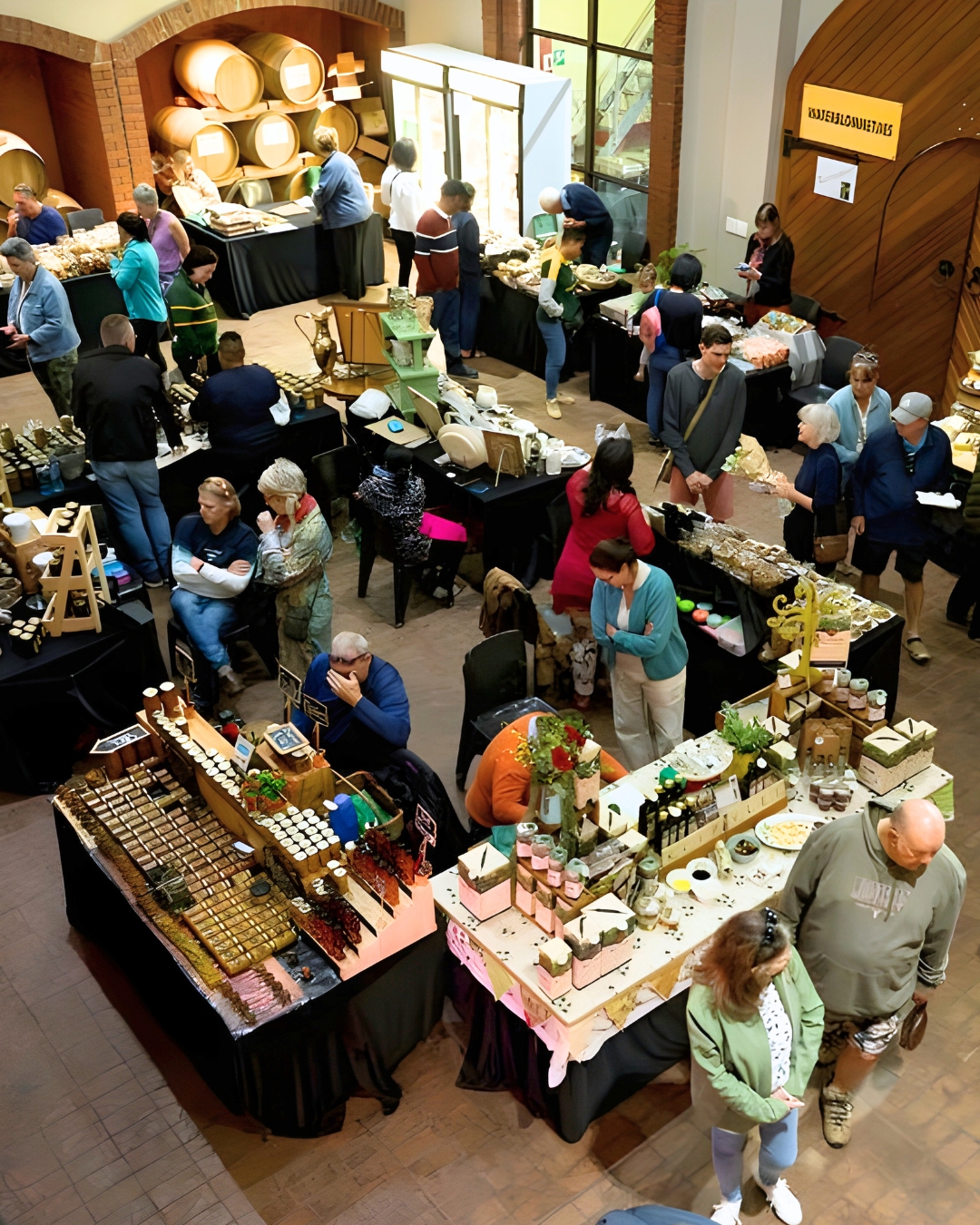 The Windmeul Cellar Farmers Market is a relaxed, family-friendly foodie morning hosted at the winery from 08h00 to 12h00 on the first Saturday of every month. Expect a solid spread of fresh produce and deli treats, with plenty to browse and taste.
It’s an easy outing for the whole family, with space for kids to enjoy themselves while you settle in and soak up the atmosphere. Live music by Johan Liebenberg sets the tone for a laid-back morning at Windmeul Cellar.
#PaarlWineRoute #WelcomeToOurHome #SAWinelands