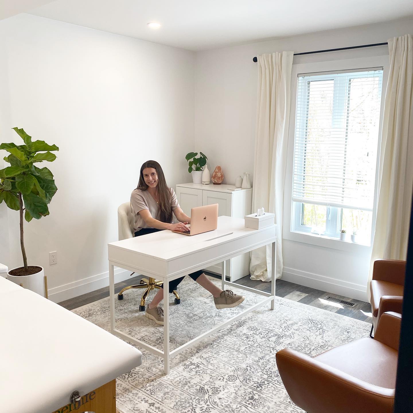 🥳 Beyond excited to say hello from my new office! 🥳
Over the past while I've been getting everything ready to open up our very own clinic, The Wellness Lab. I cofounded The Wellness Lab in Orangeville with my amazing colleague, Dr. Andriana Setnik ND (@drandrianasetnik ). We created this shared vision over countless coffee dates and have (wildly) opened our doors this week! 😜
I'm forever grateful to Headwaters Physio (@headwatersphysio ) and am excited to start this new chapter. This is now where you'll find me and I'm here to help! We are offering in-person and virtual visits to help you optimize your health. IV Therapy is coming soon so stay tuned!
Get well with us 💫
Follow along with us at @thewellness.lab
Please reach out if you have any questions!