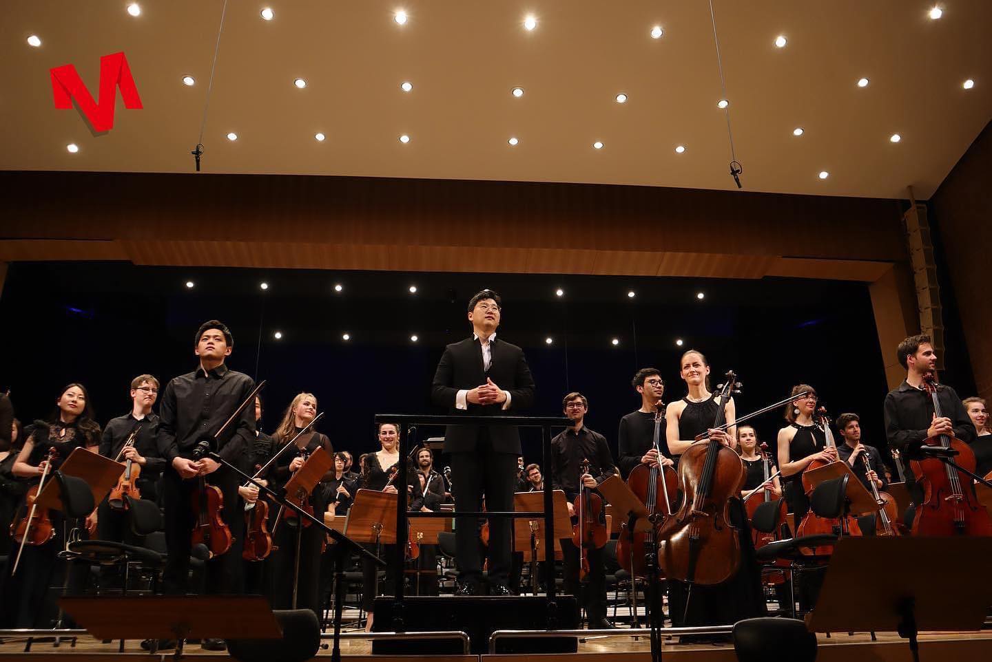 #80musiciansonstage #sacre #playingtogether #bigorchestra #music #strawinsky #impressiveconductor #cellogroup