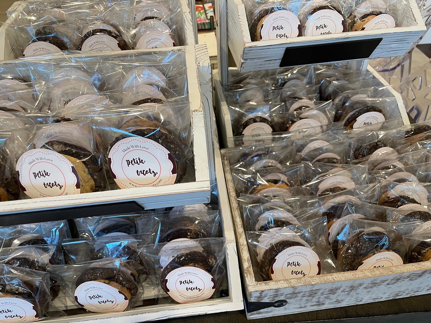 Thank you to everyone who enjoyed our cookies at the House Party 2023 supporting @worldhousing #ahomeforeverychild #solvinghomelessness #transformlives #buildavillage