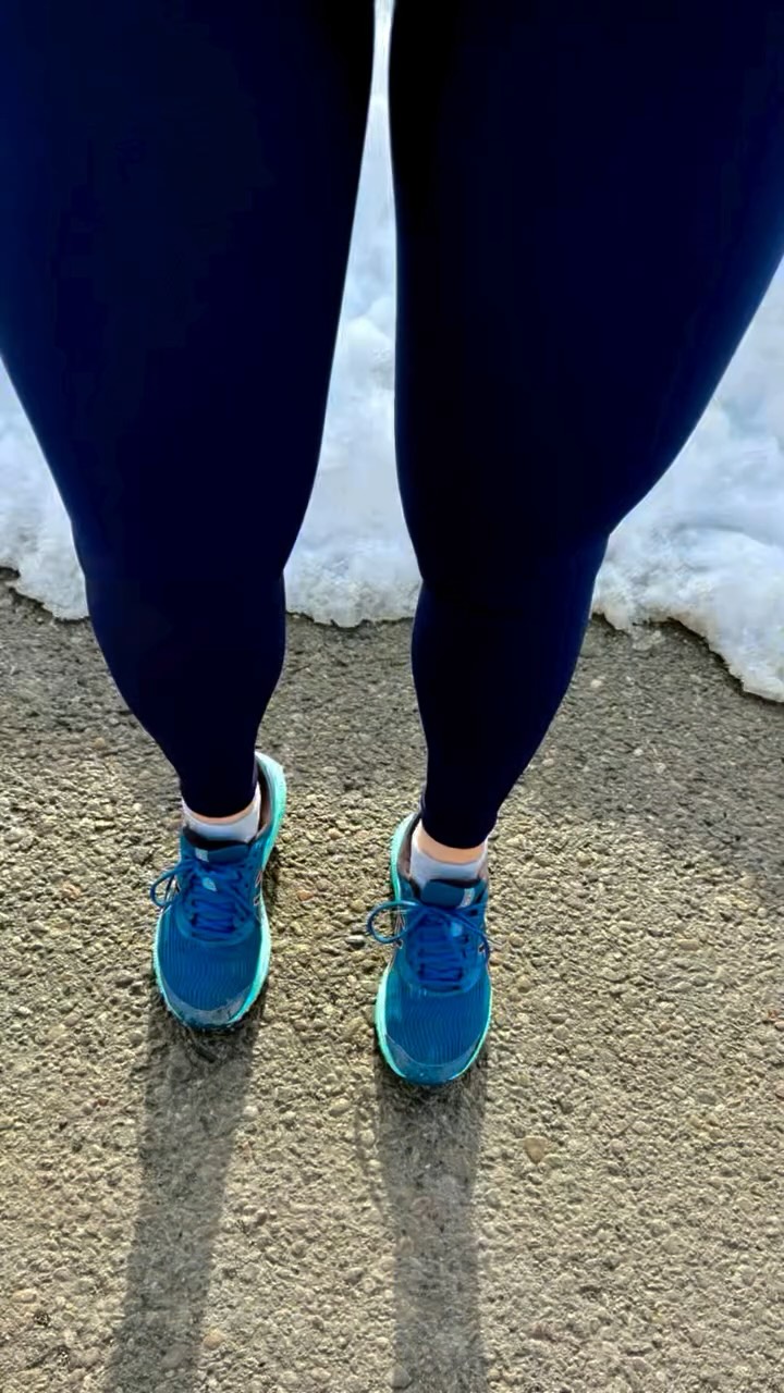 Solidea Be You Tonic – blu navy💙
🌊 Micromassage fabric – stimulates microcirculation
✨ Compression Class 1 | Effectiveness Class 2
💧 Helps reduce fluid retention
🤍 Supportive for lipedema & lymphedema
💙 NEW available in blu navy
🏃♀️ Move. Feel lighter. Feel supported.
📩 DM to shop / learn more