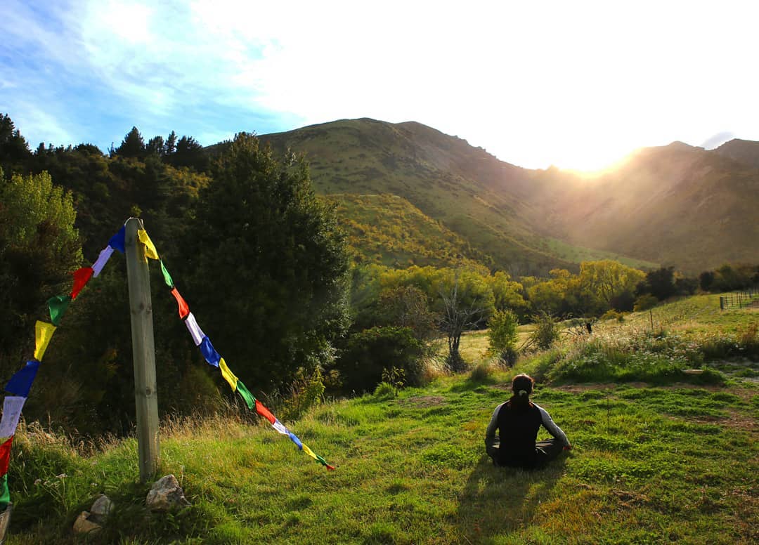Although I've been doing intuitive readings for over 30 years, and started meditating in my early teens, lately, I'm finding it beneficial to prepare for readings. I prepare emotionally, physically and spiritually. Yesterday had a powerful session with someone, and prepping definitely added to the session. #channeling #mediumship #counseling #intuitive #sessions #online #psychicreadings #newzealand #mountainspirit